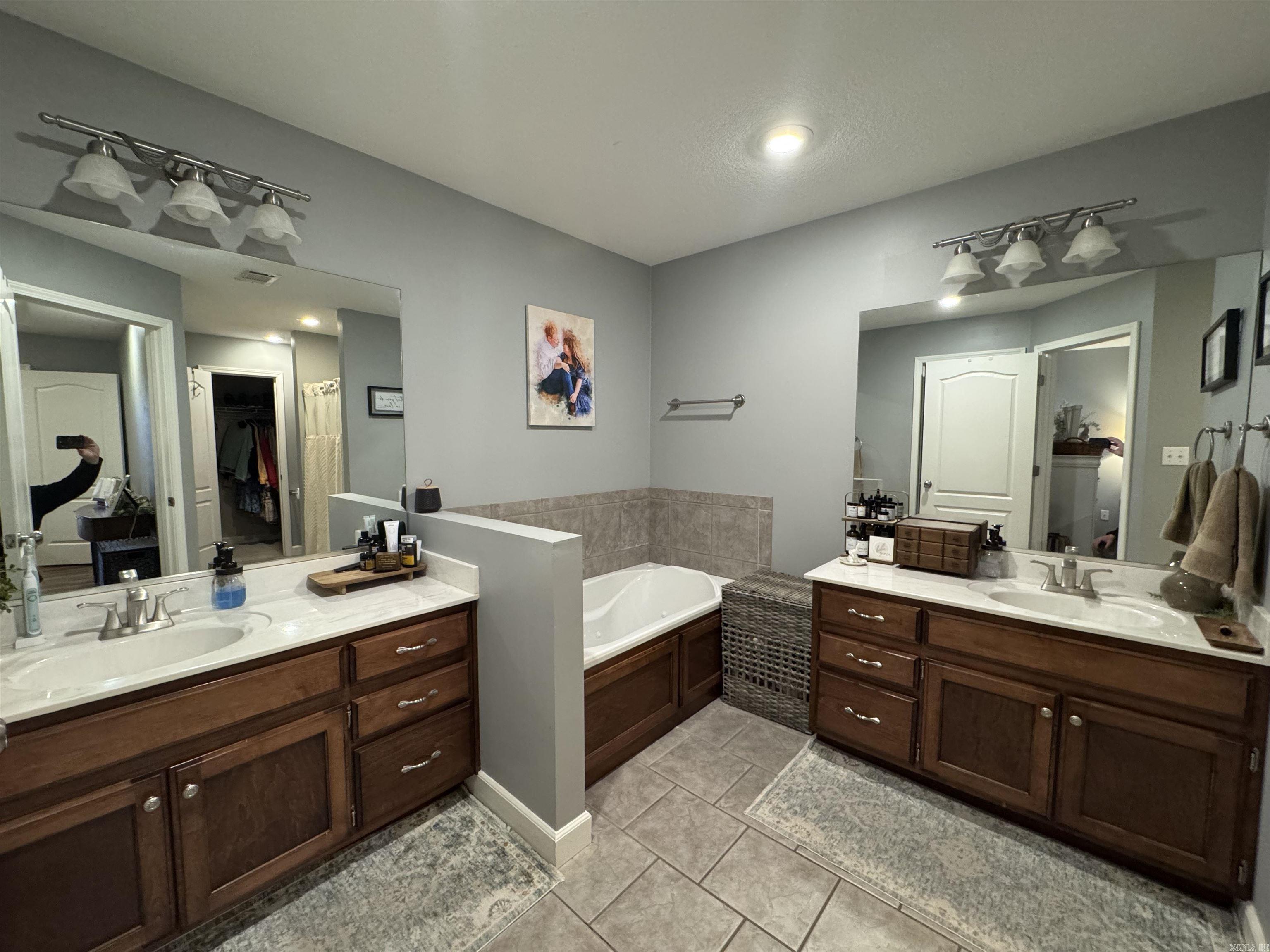 Len-Ford Village - Residential