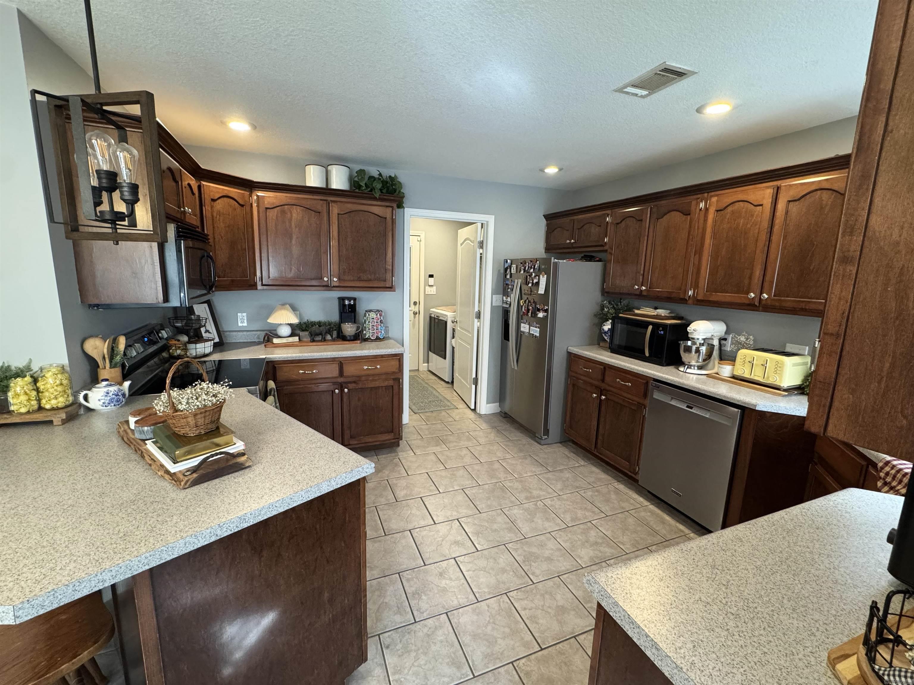 Len-Ford Village - Residential