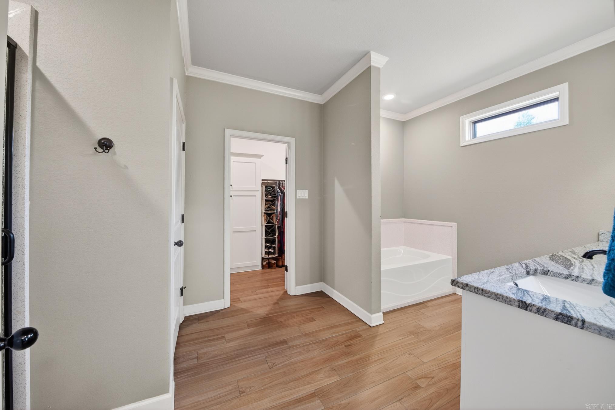 SHADOW CREEK - Residential