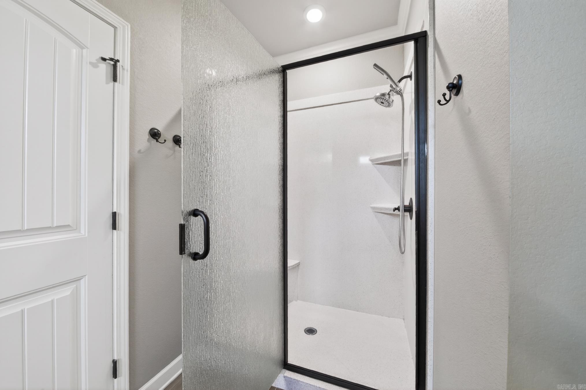 SHADOW CREEK - Residential