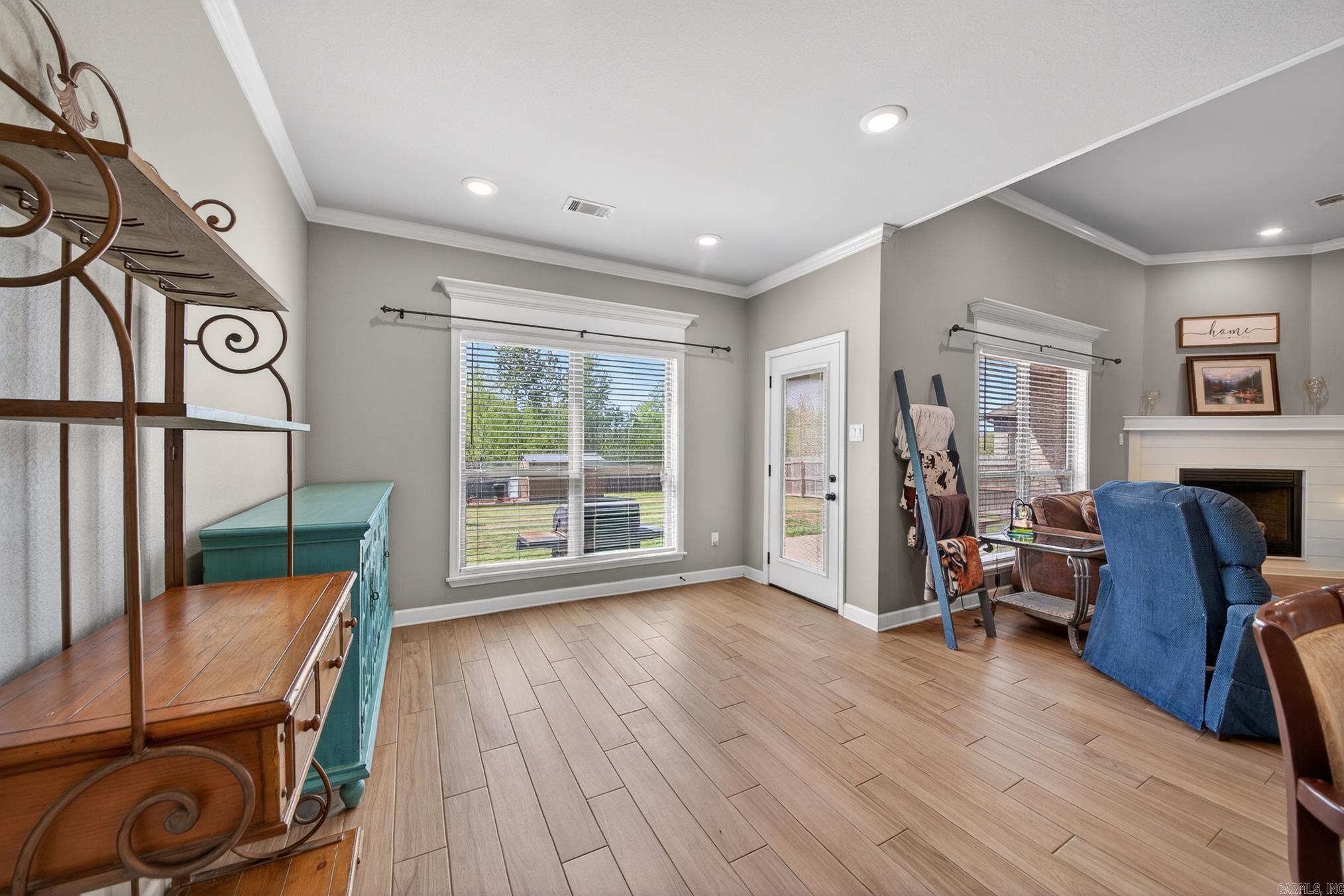 SHADOW CREEK - Residential