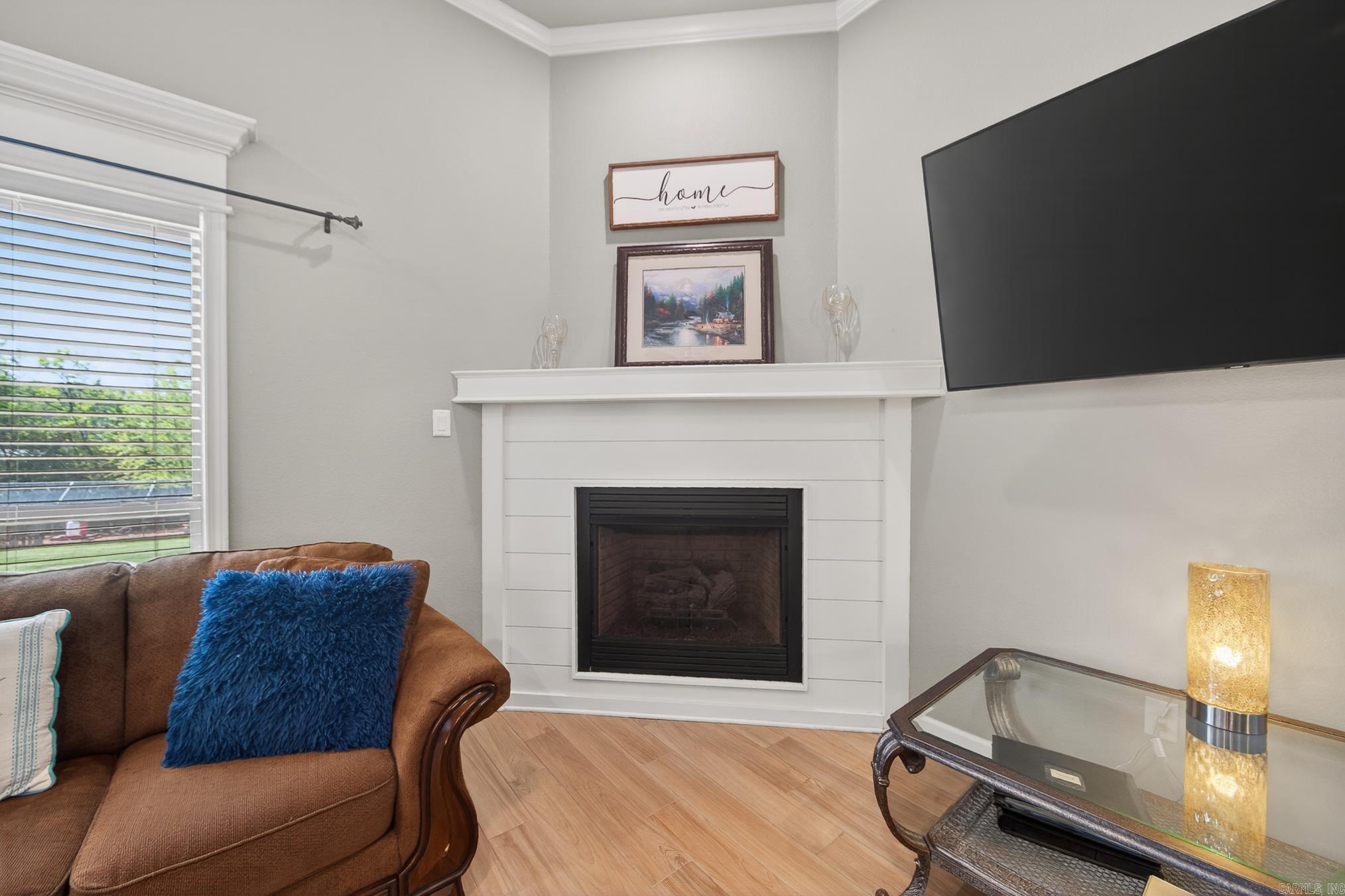 SHADOW CREEK - Residential