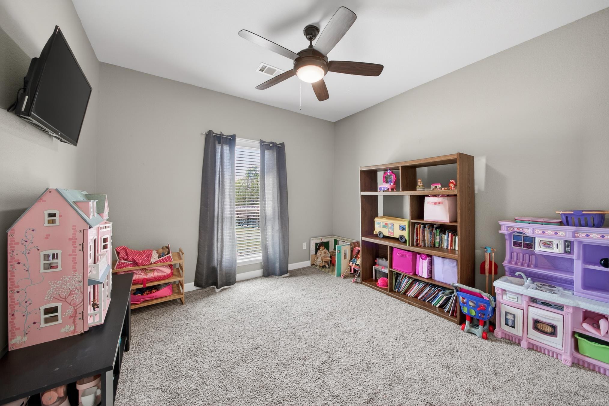 SHADOW CREEK - Residential