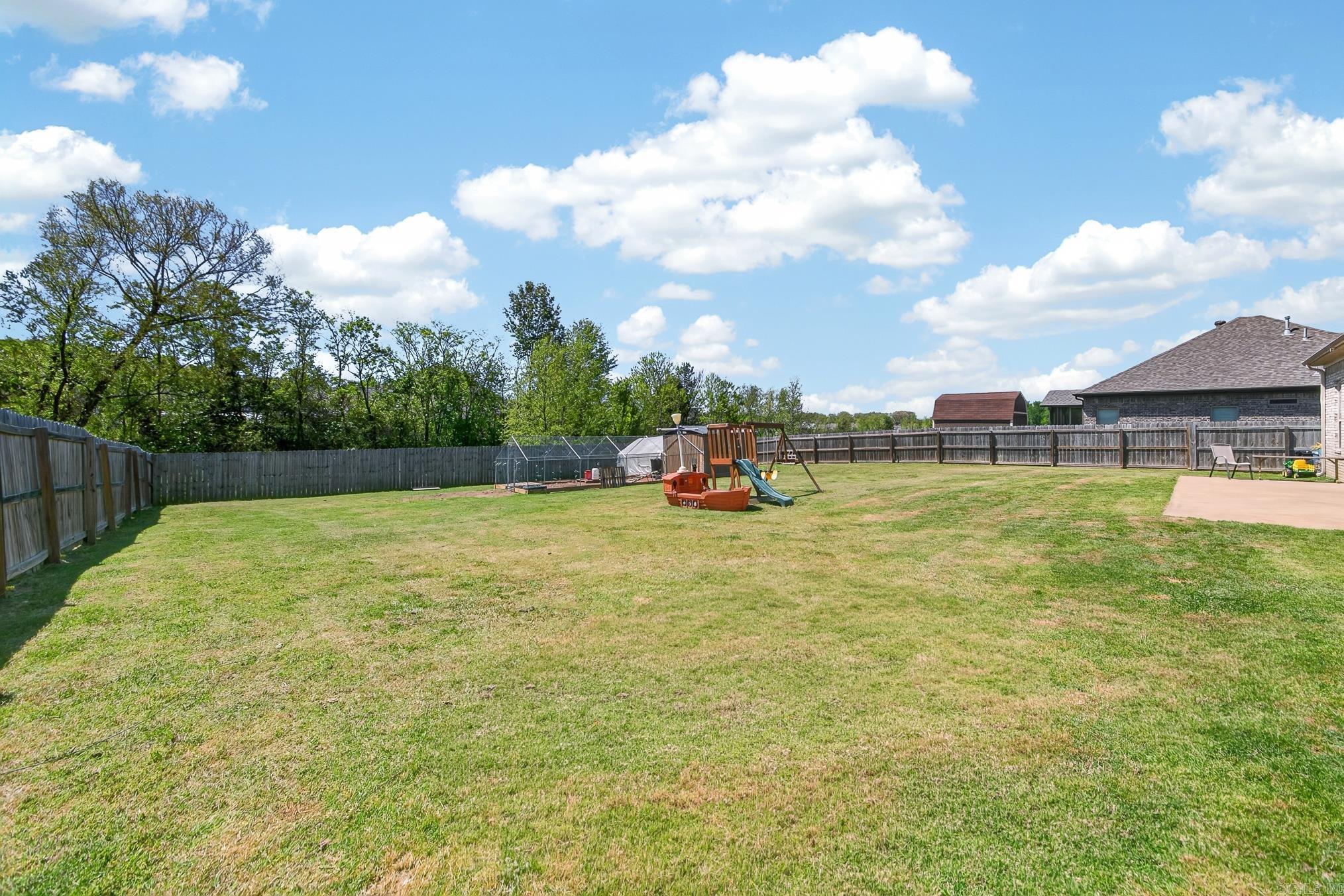 SHADOW CREEK - Residential