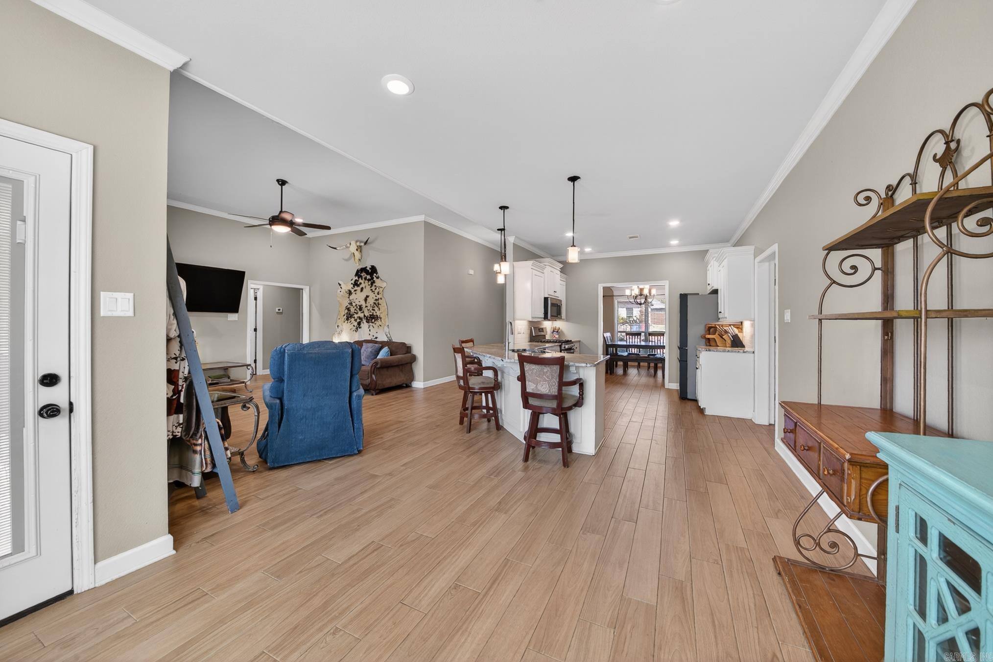 SHADOW CREEK - Residential