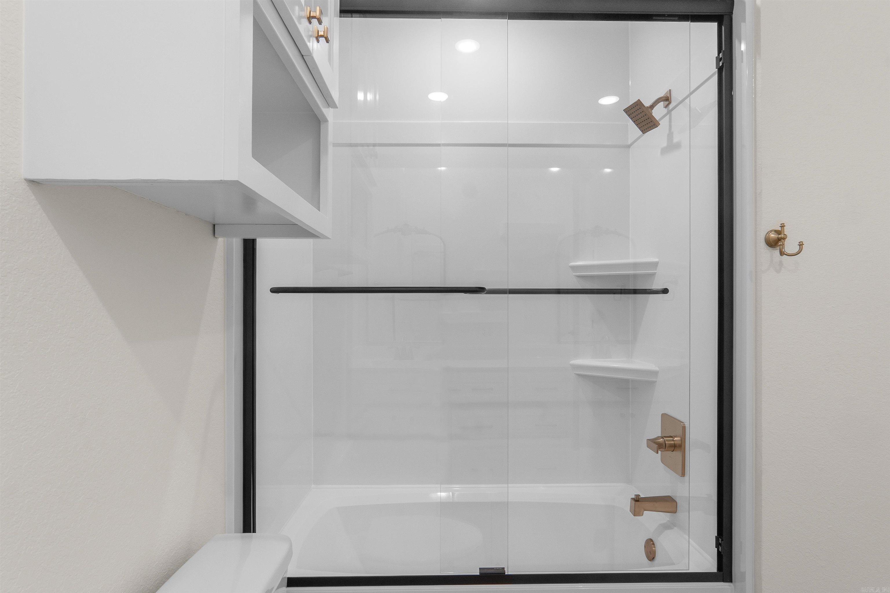 FLORIDIAN HEIGHTS PHASE 1 - Residential