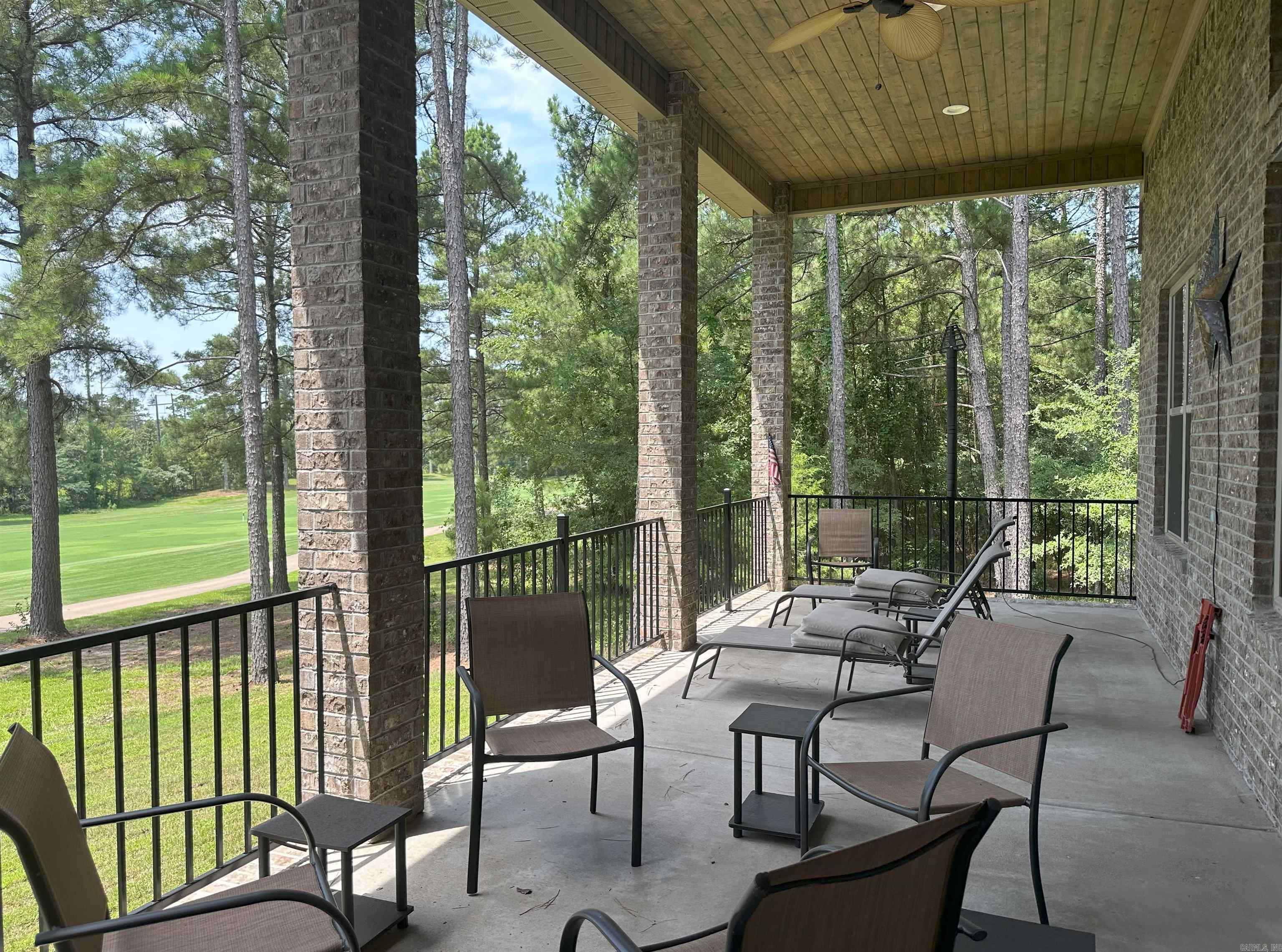 ISABELLA GOLF COURSE - Residential