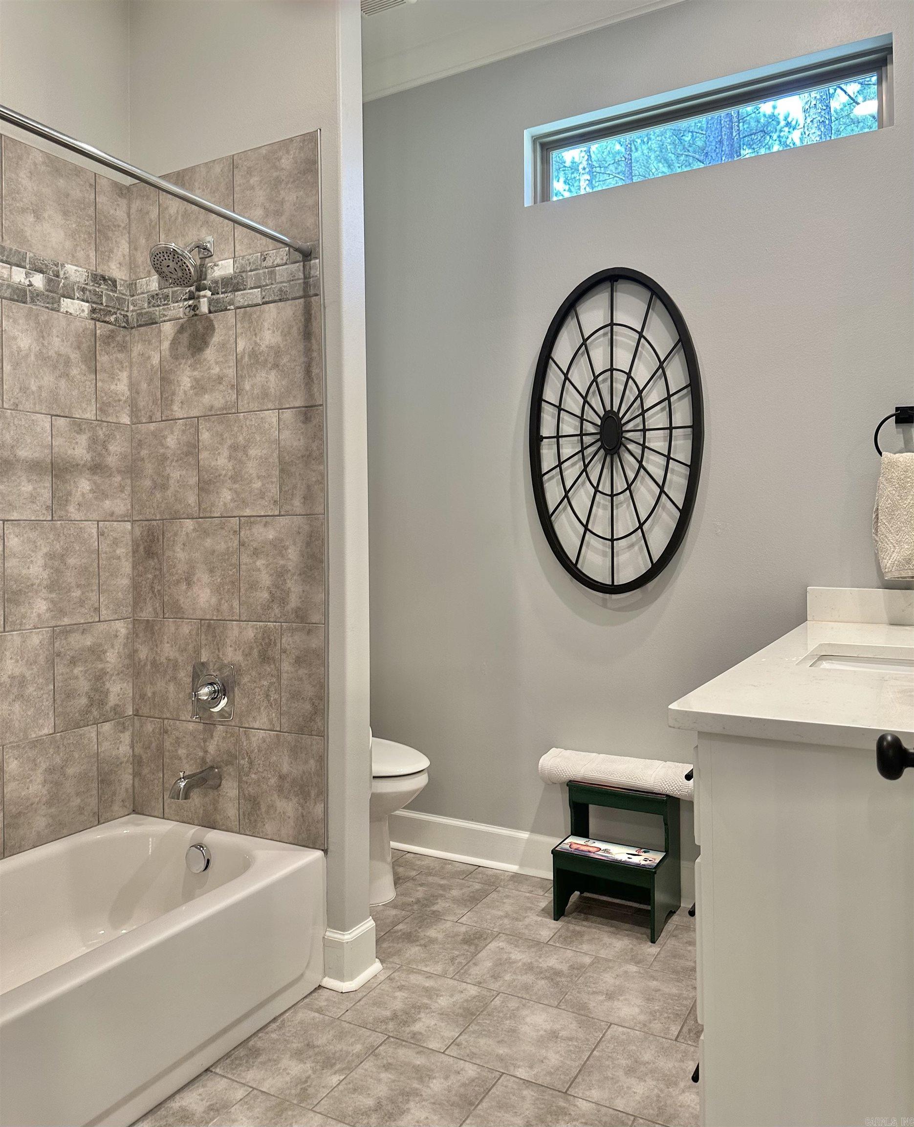 ISABELLA GOLF COURSE - Residential