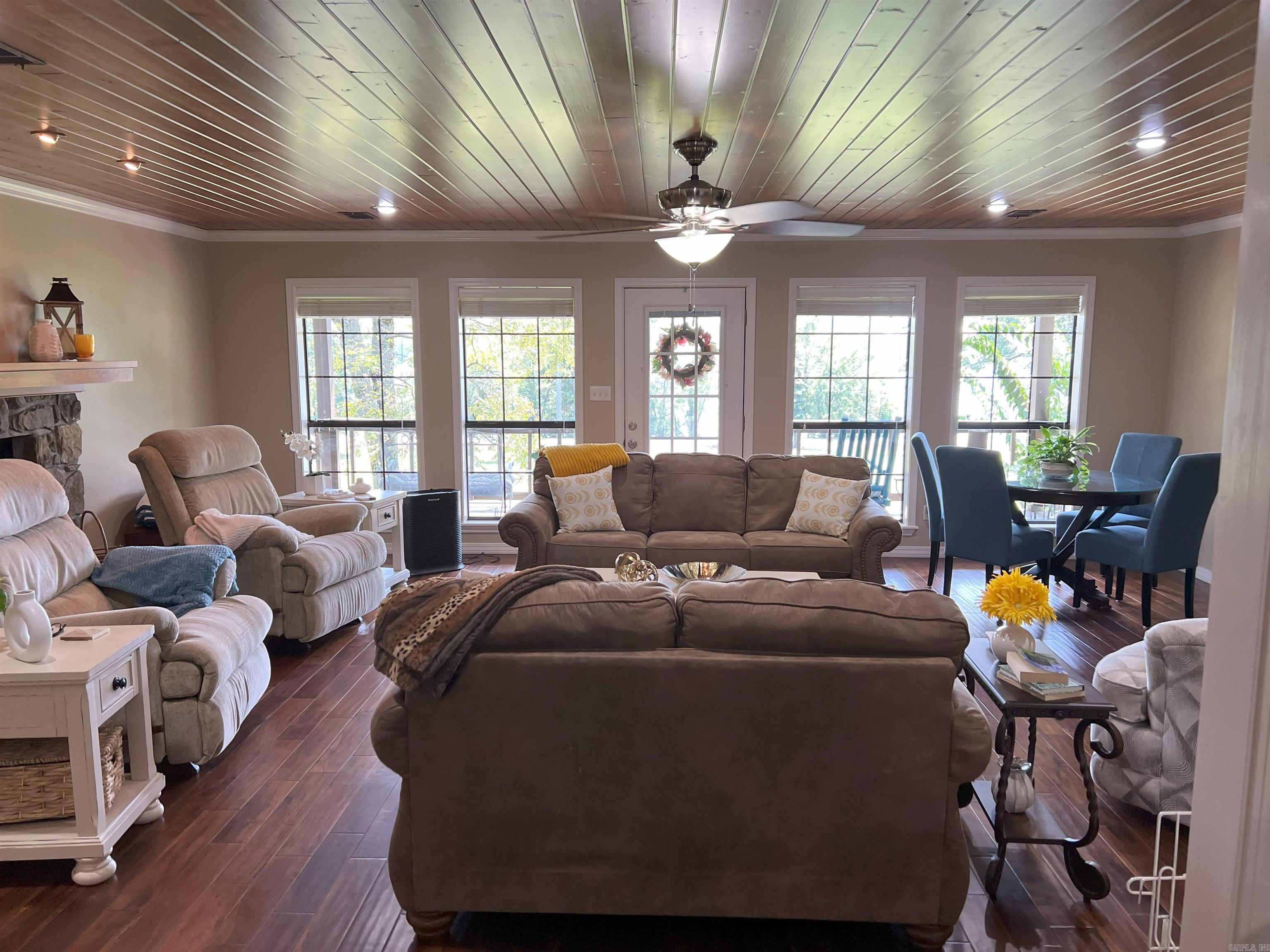 ZARLINGOS LAKE ATKINS - Residential