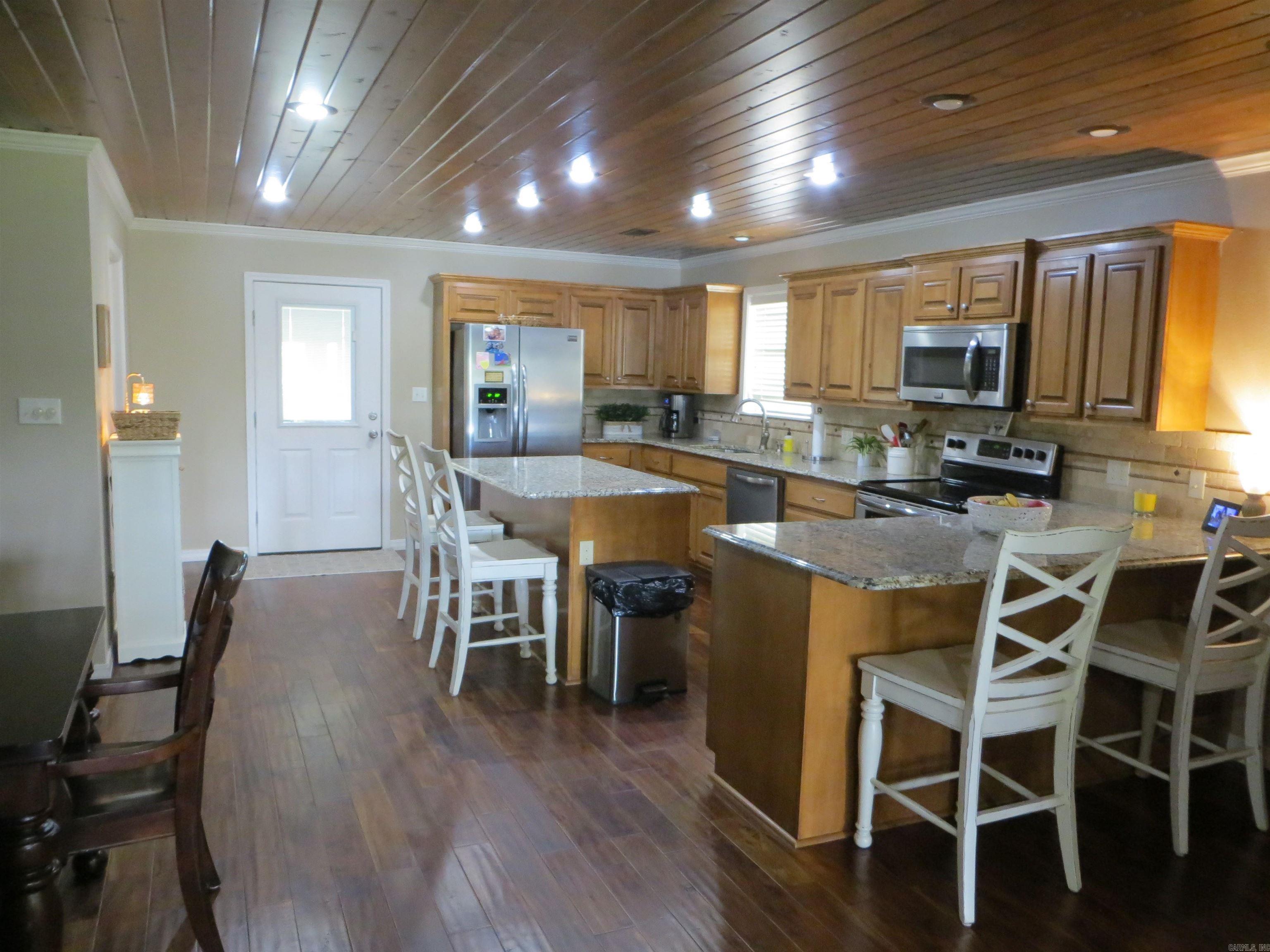 ZARLINGOS LAKE ATKINS - Residential