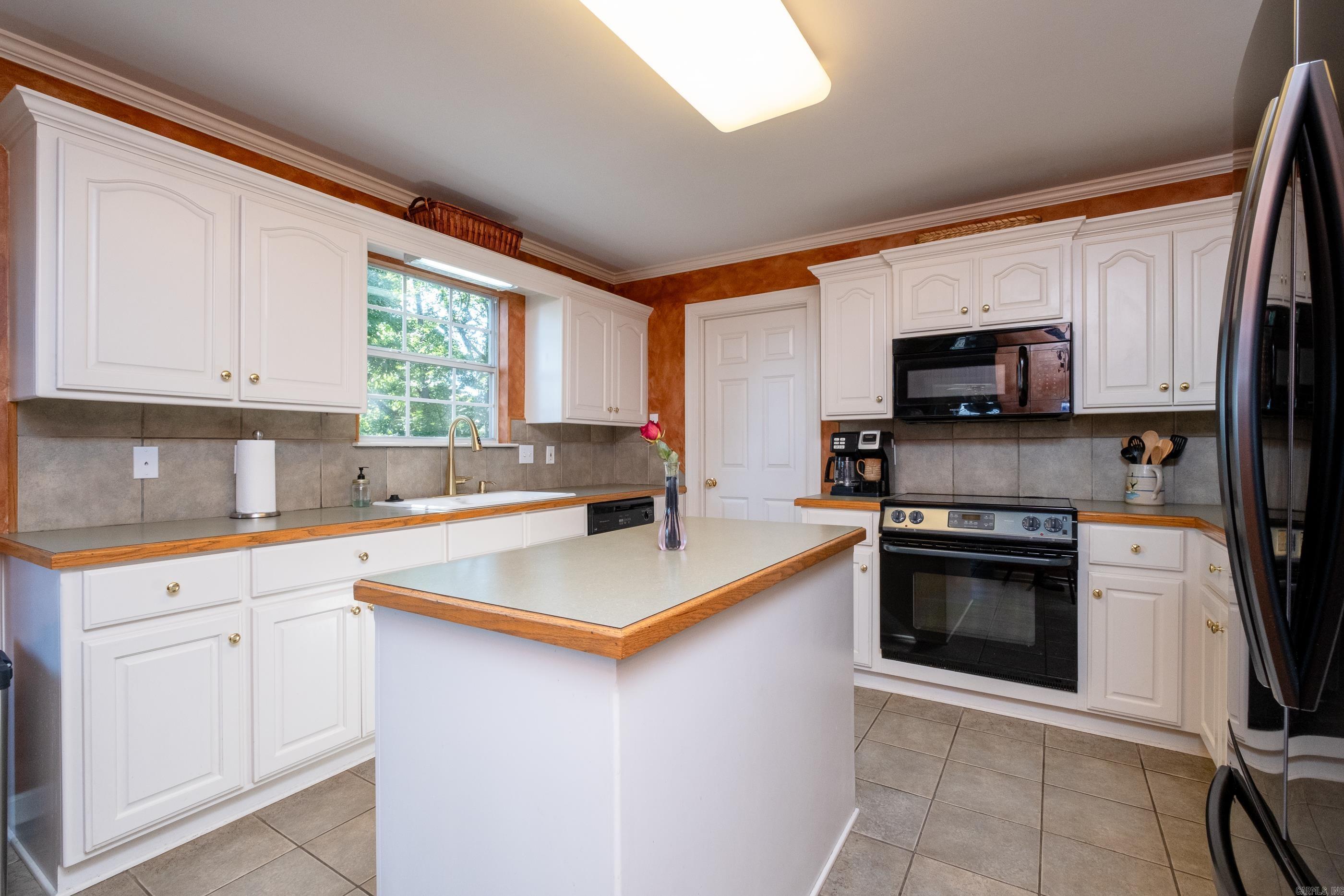 CHARLESTON HEIGHTS ADDN - Residential