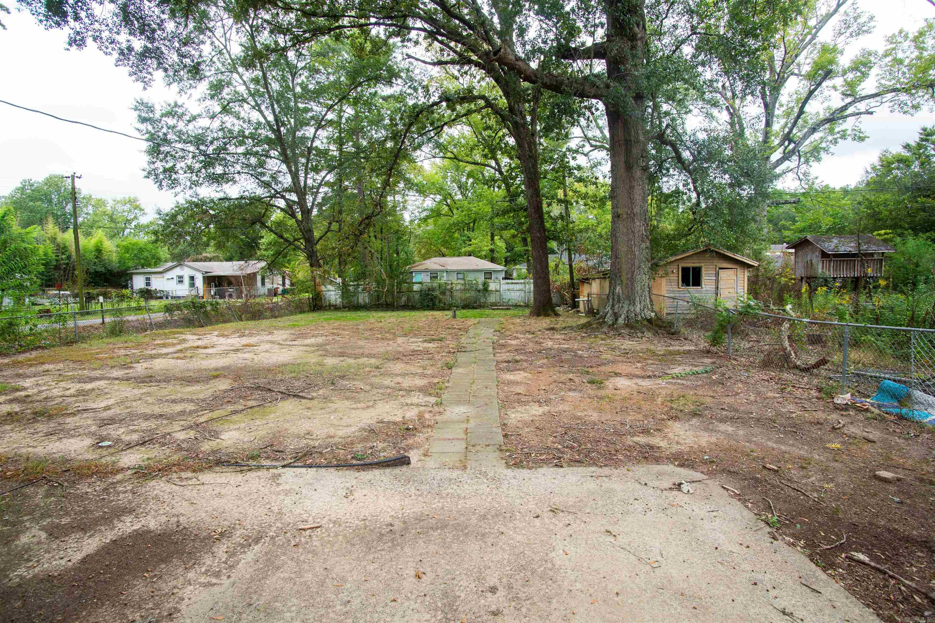 Barrow John - Residential Lease