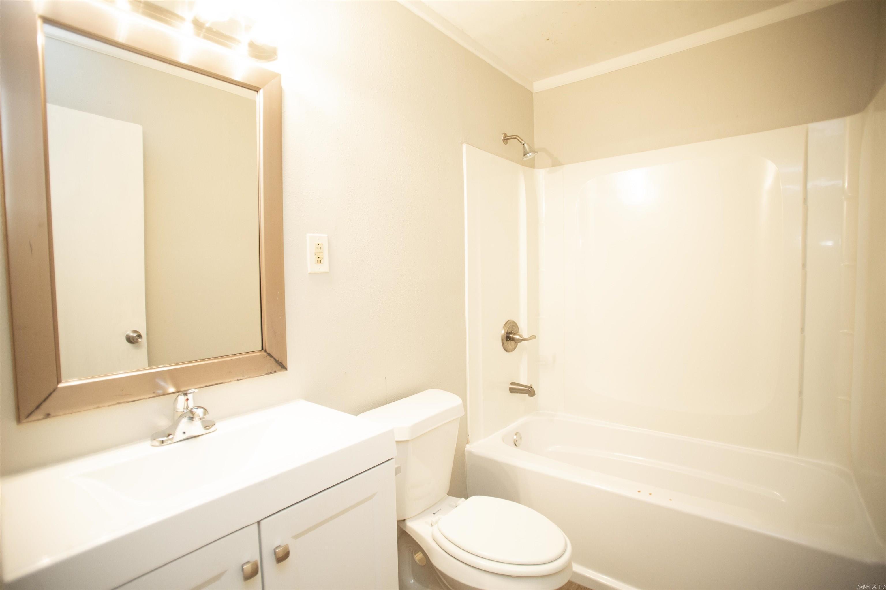 Barrow John - Residential Lease