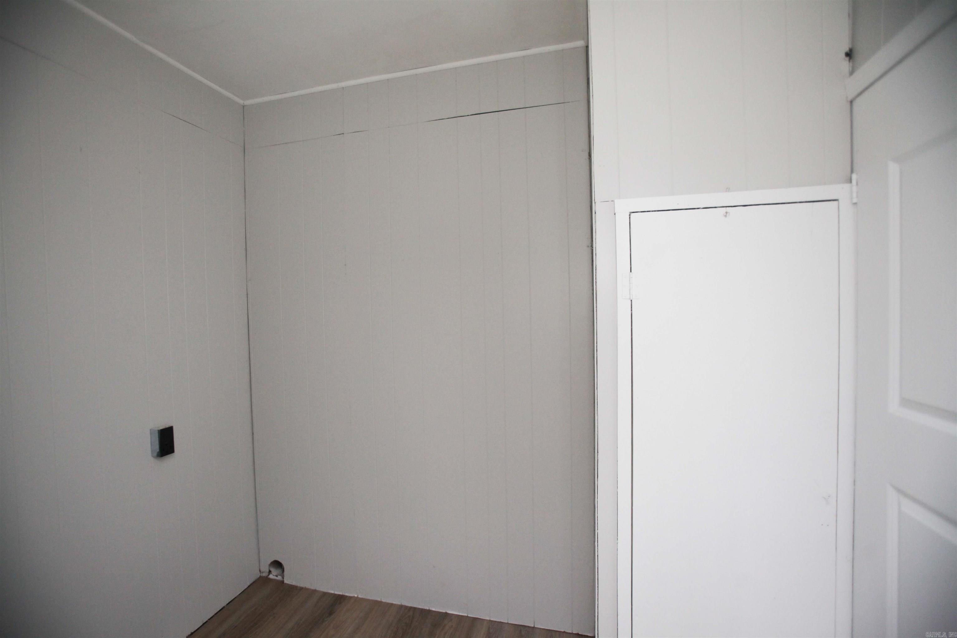 Barrow John - Residential Lease