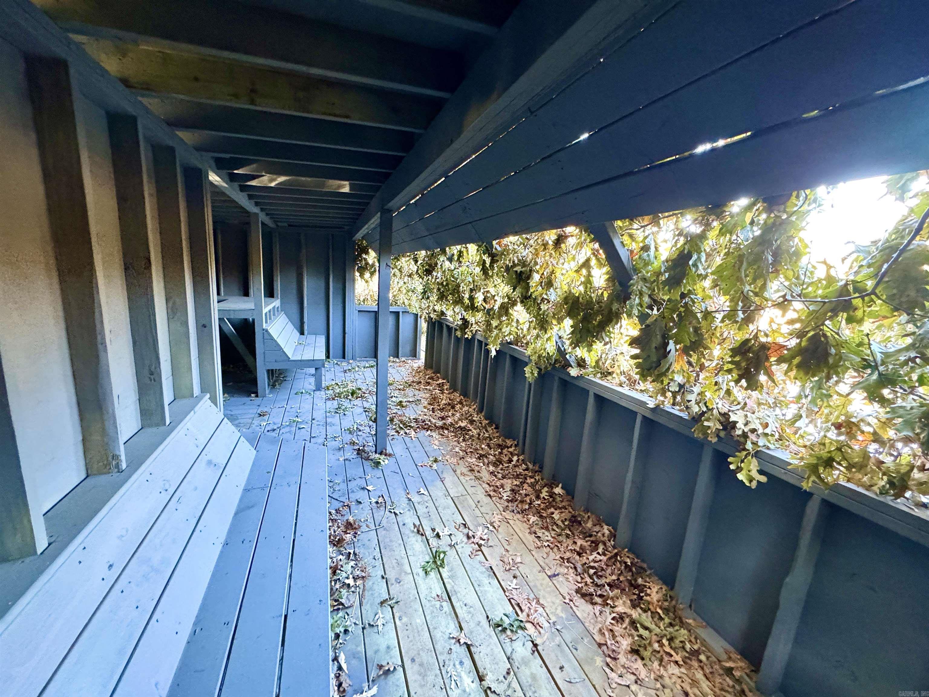 Metes & Bounds - Land