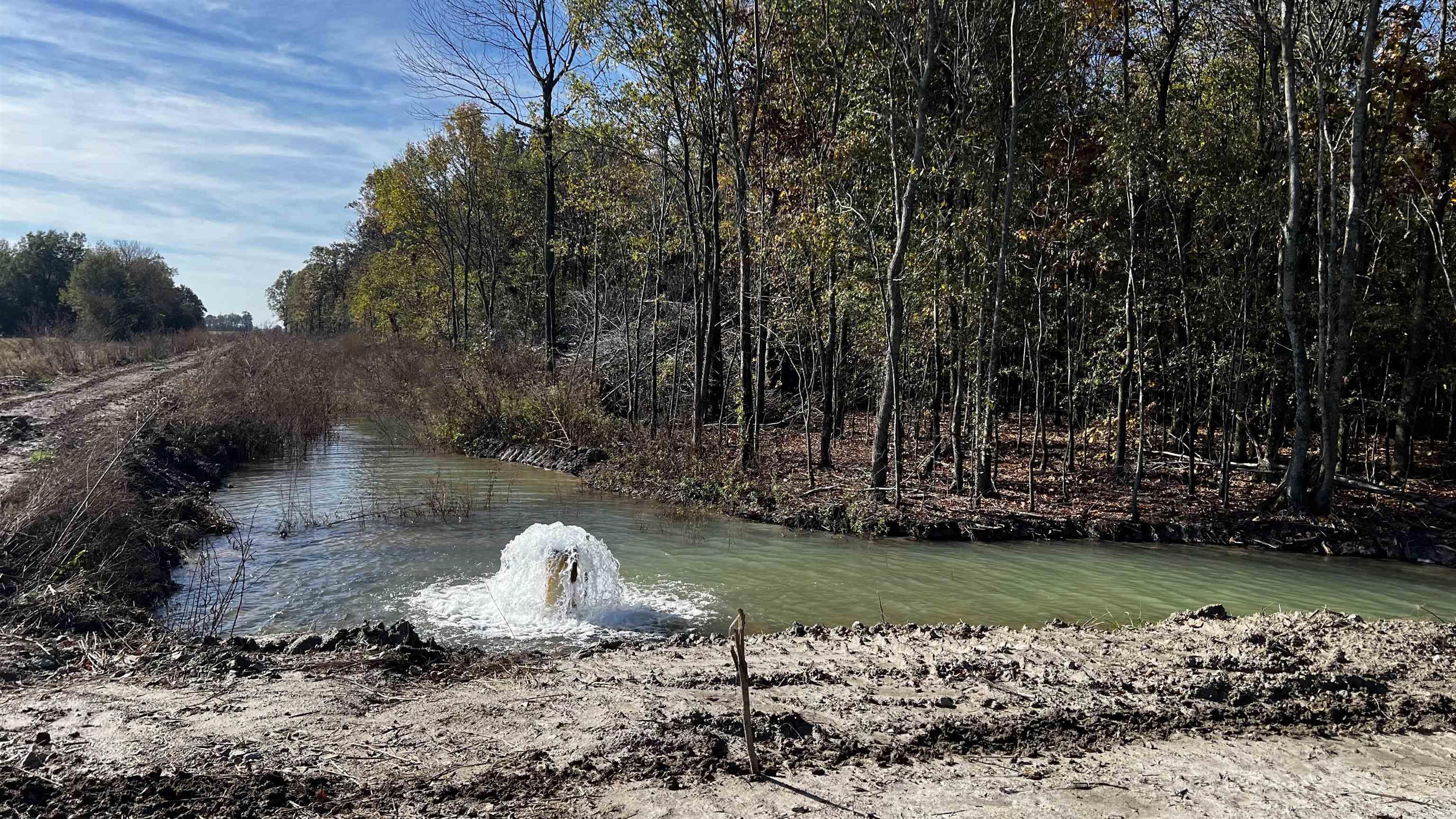 Metes & Bounds - Land