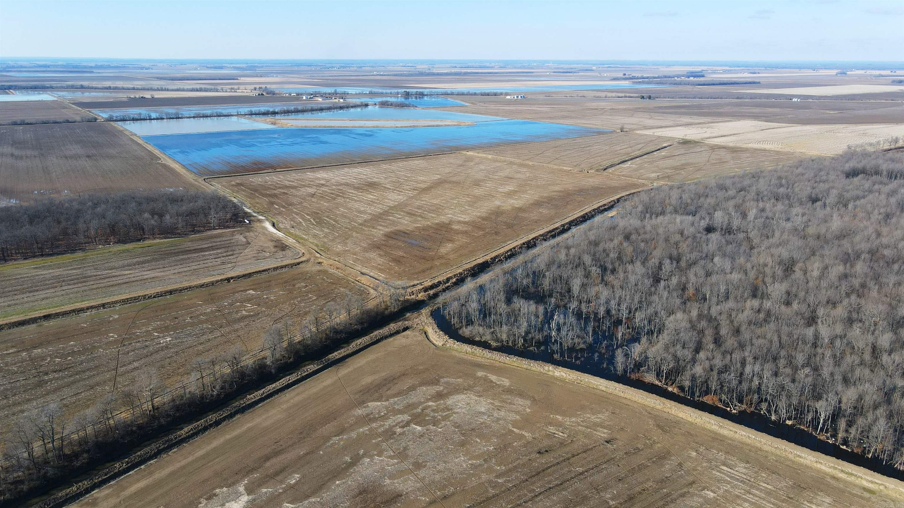 Metes & Bounds - Land