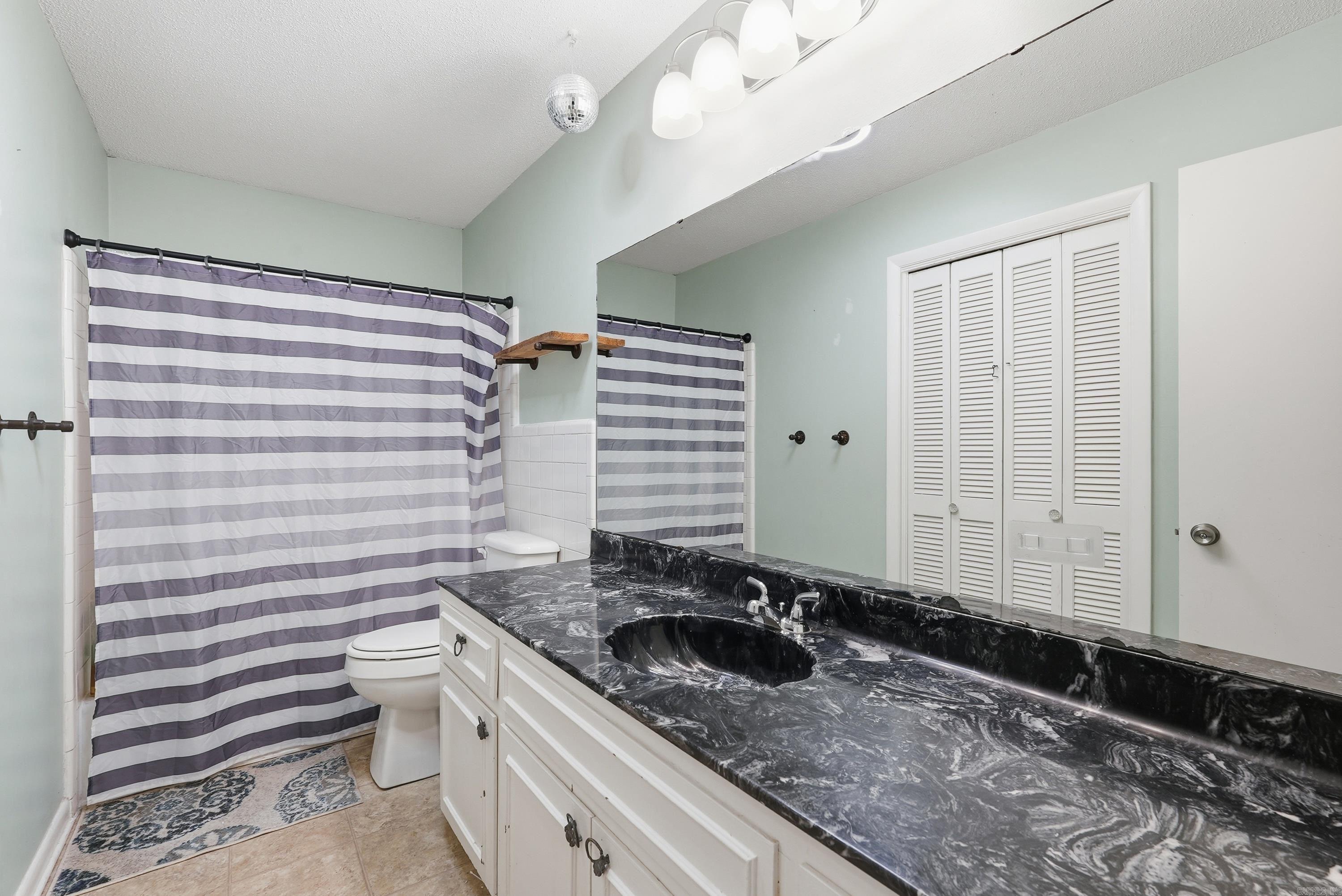 STURBRIDGE - Residential