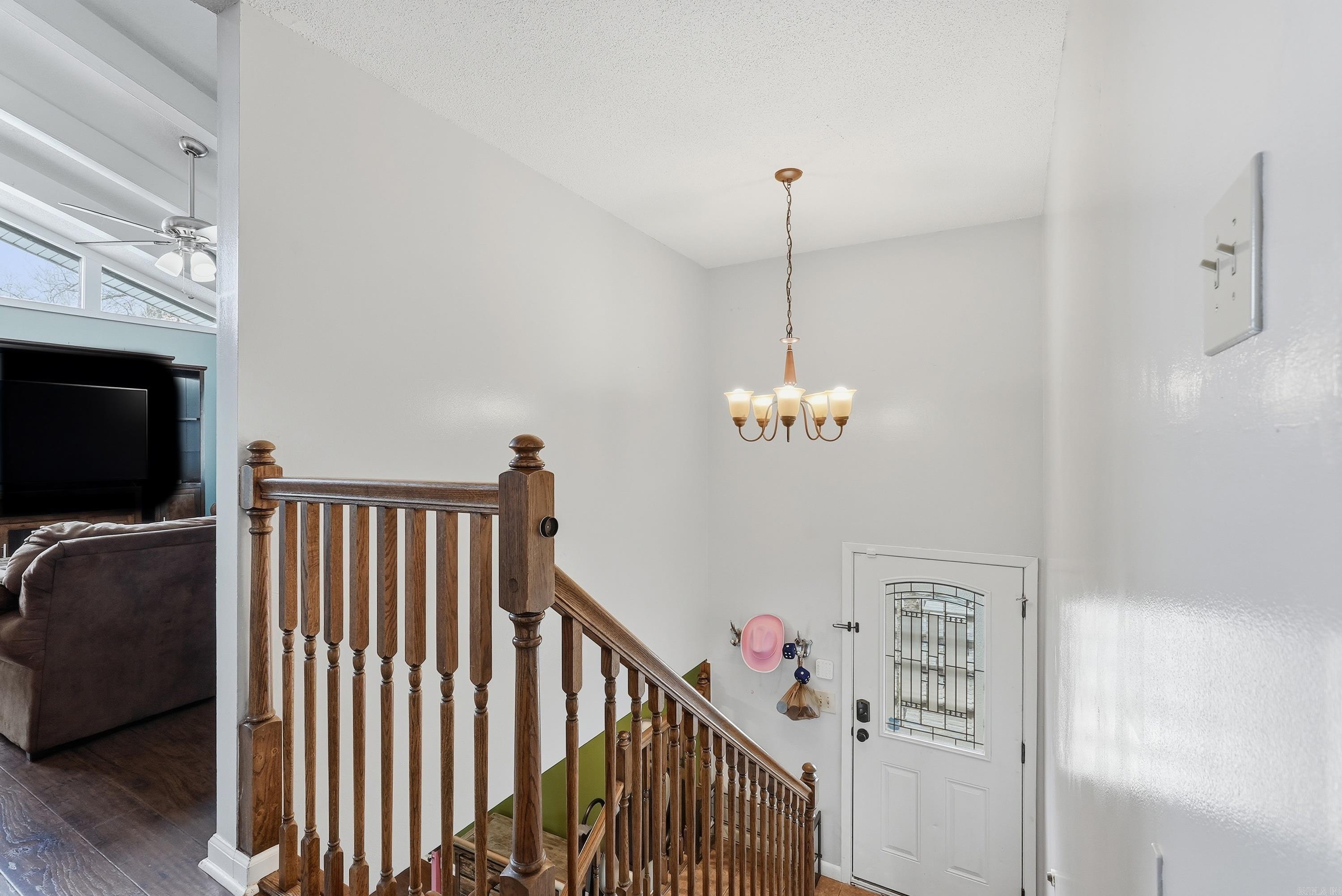 STURBRIDGE - Residential