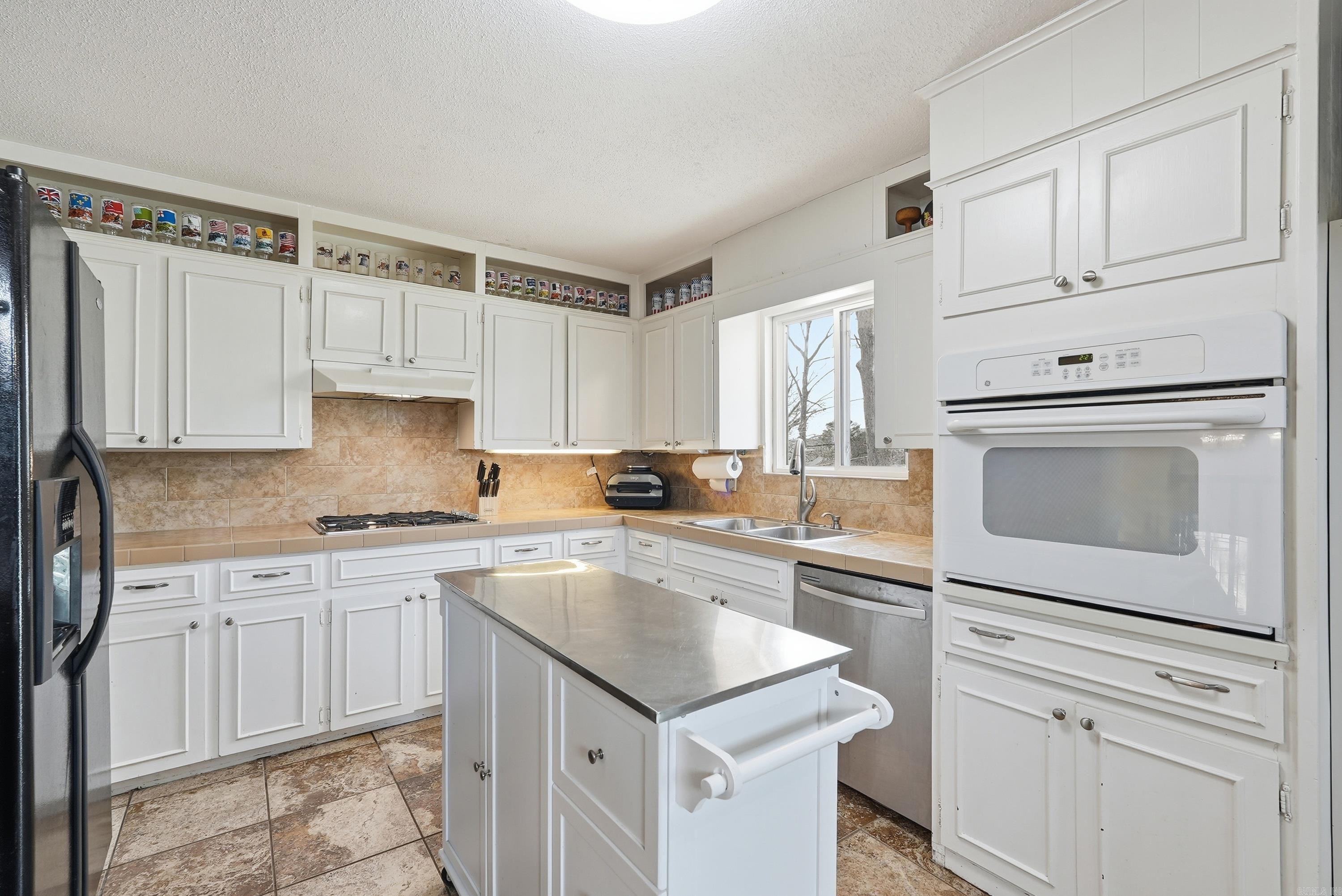 STURBRIDGE - Residential