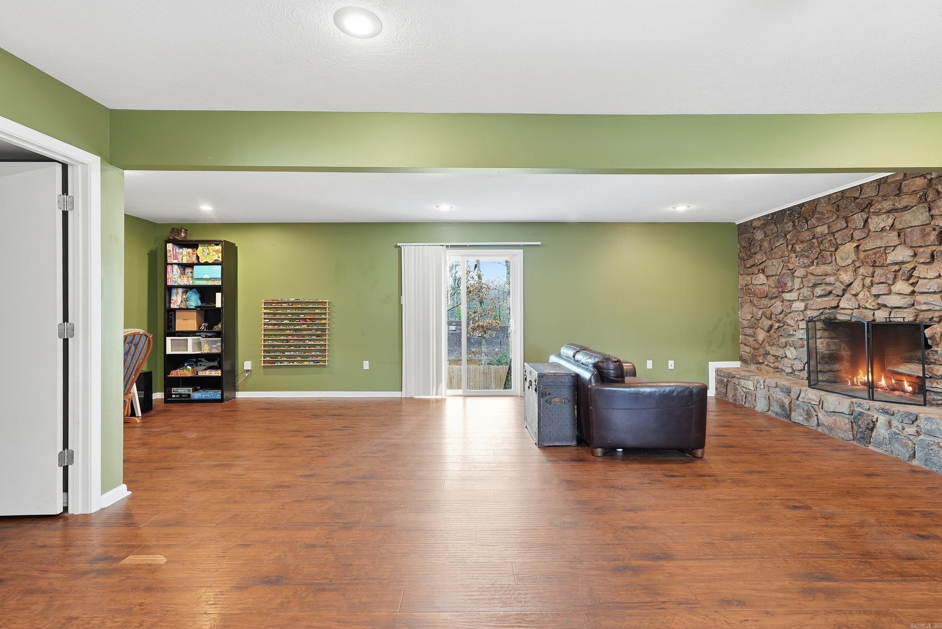 STURBRIDGE - Residential