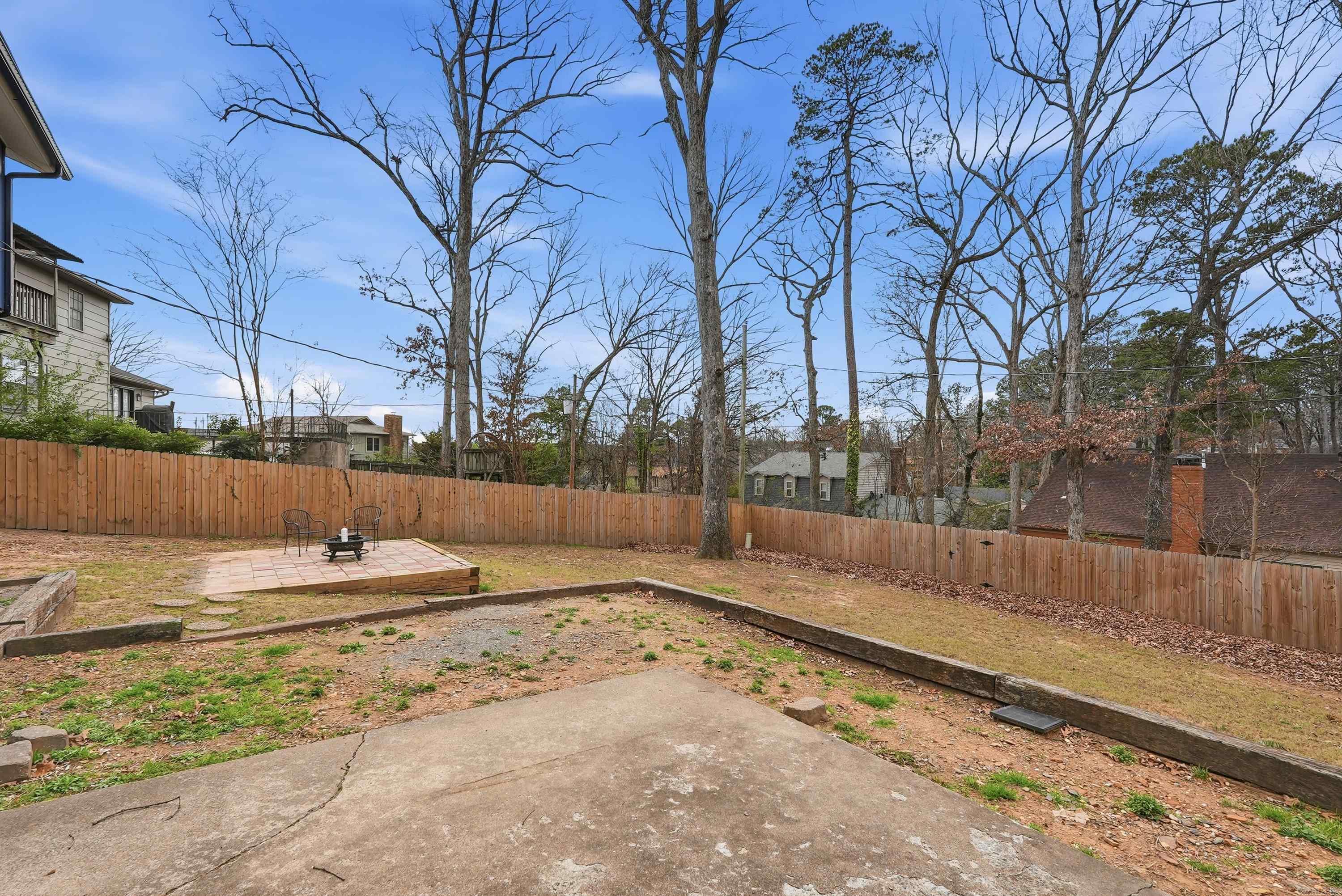 STURBRIDGE - Residential