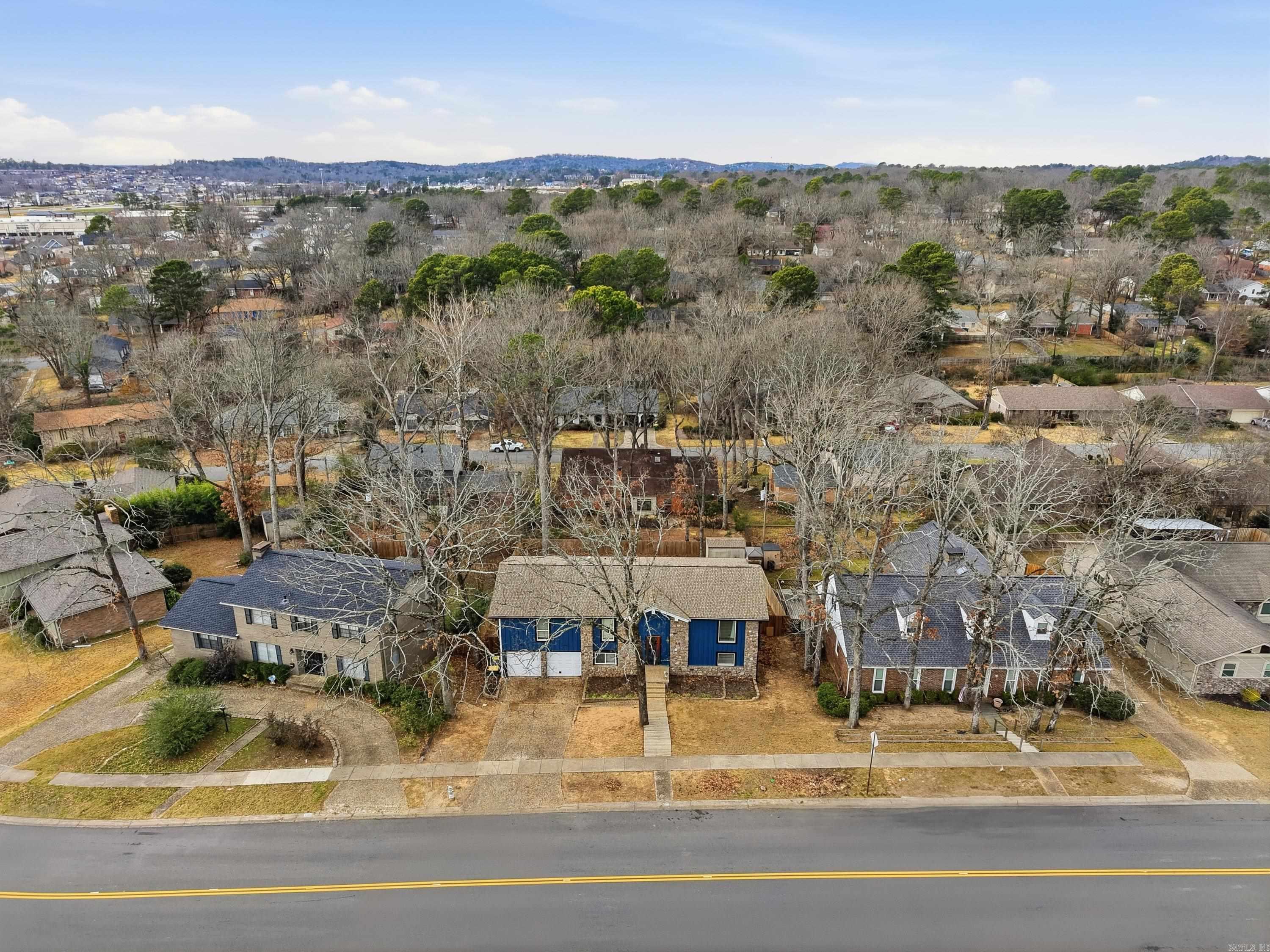 STURBRIDGE - Residential