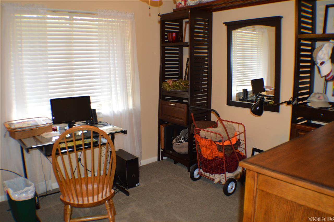 North Hills Manor - Residential