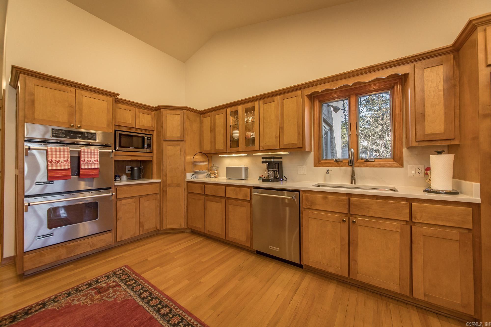 MOUNTAIN RANCH - Residential