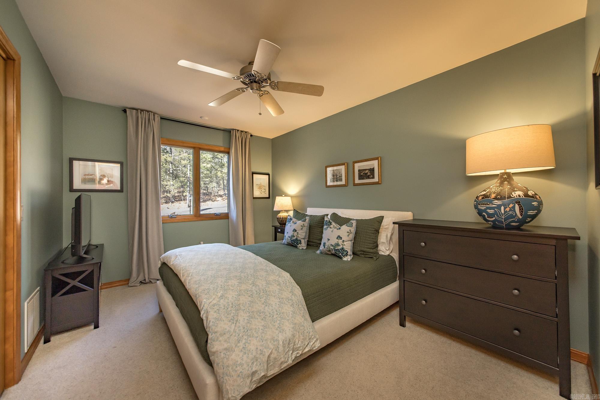 MOUNTAIN RANCH - Residential