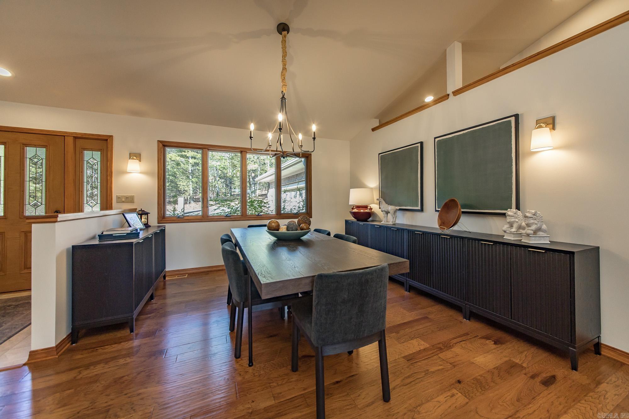 MOUNTAIN RANCH - Residential