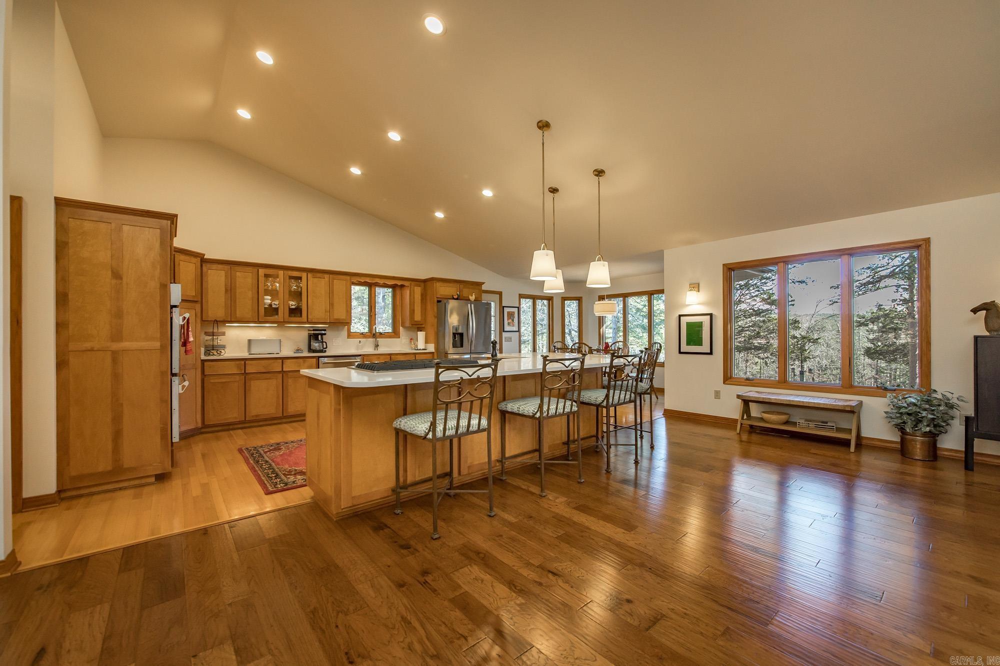 MOUNTAIN RANCH - Residential