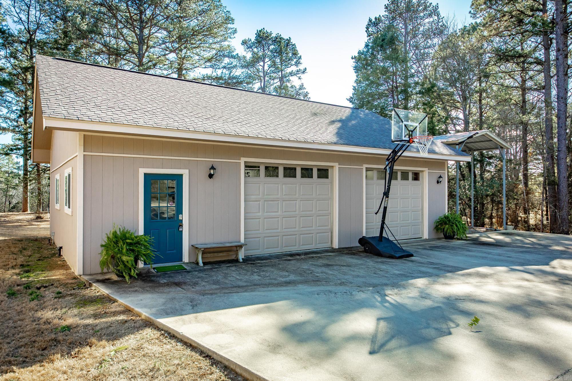 MOUNTAIN RANCH - Residential