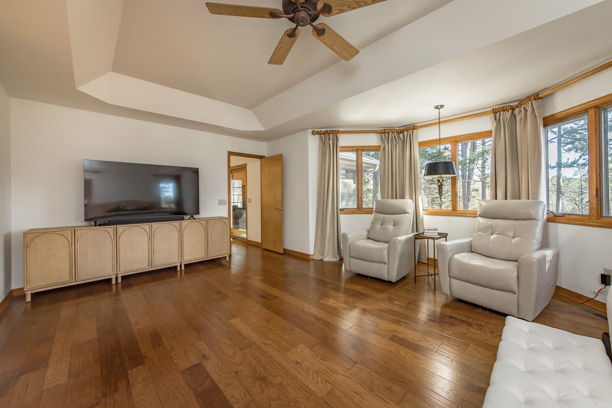 MOUNTAIN RANCH - Residential