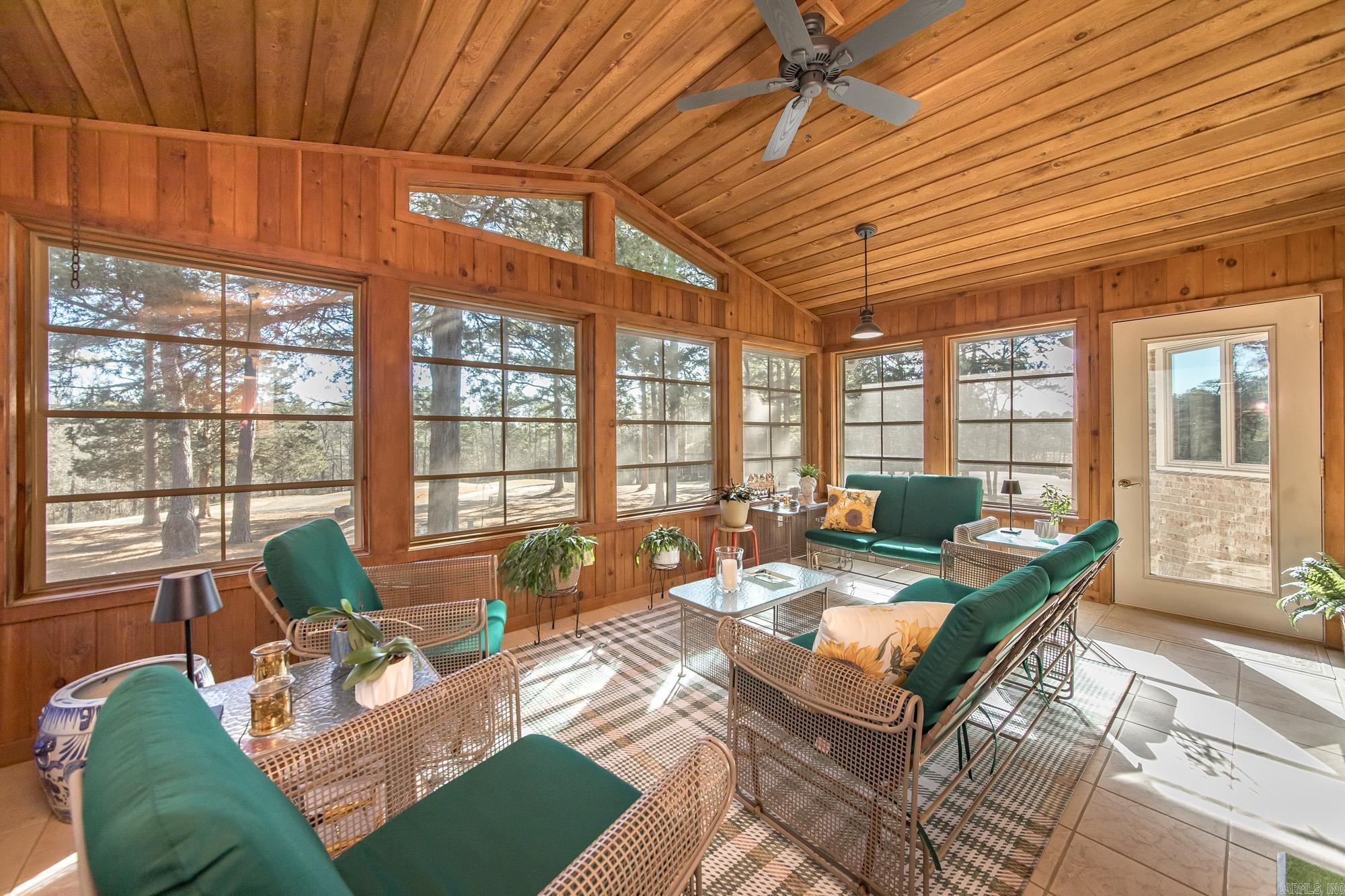 MOUNTAIN RANCH - Residential