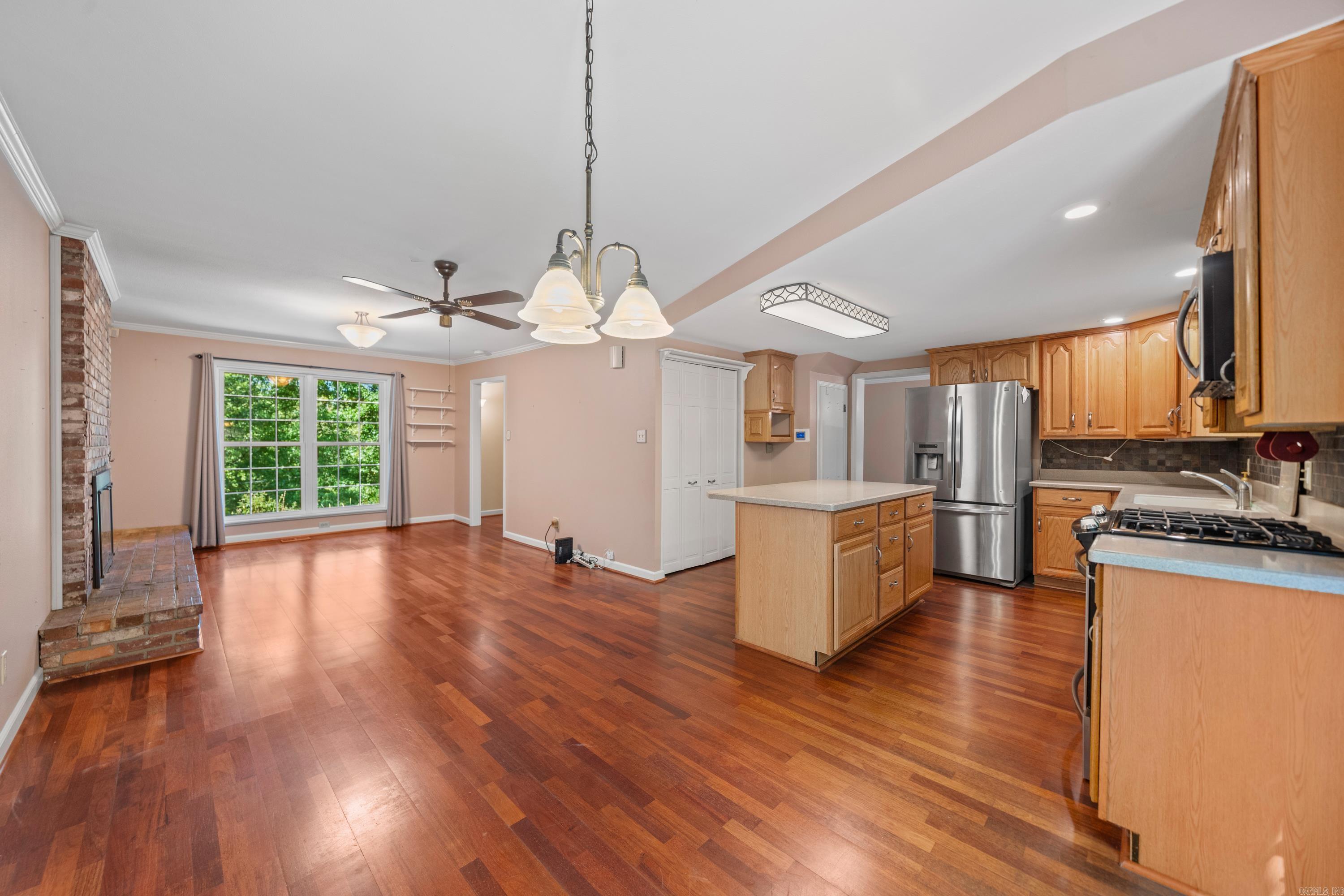 WESTWARD HO HEIGHTS - OUT - Residential