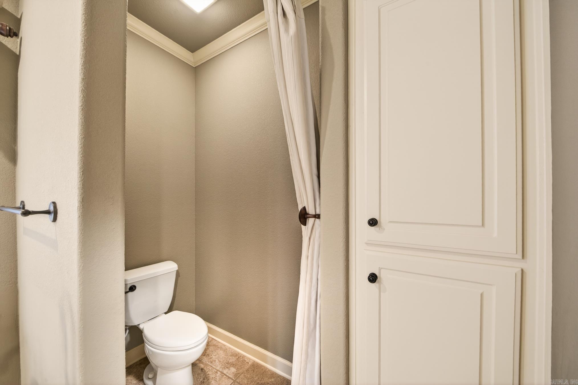 MILLERS CROSSING - Residential