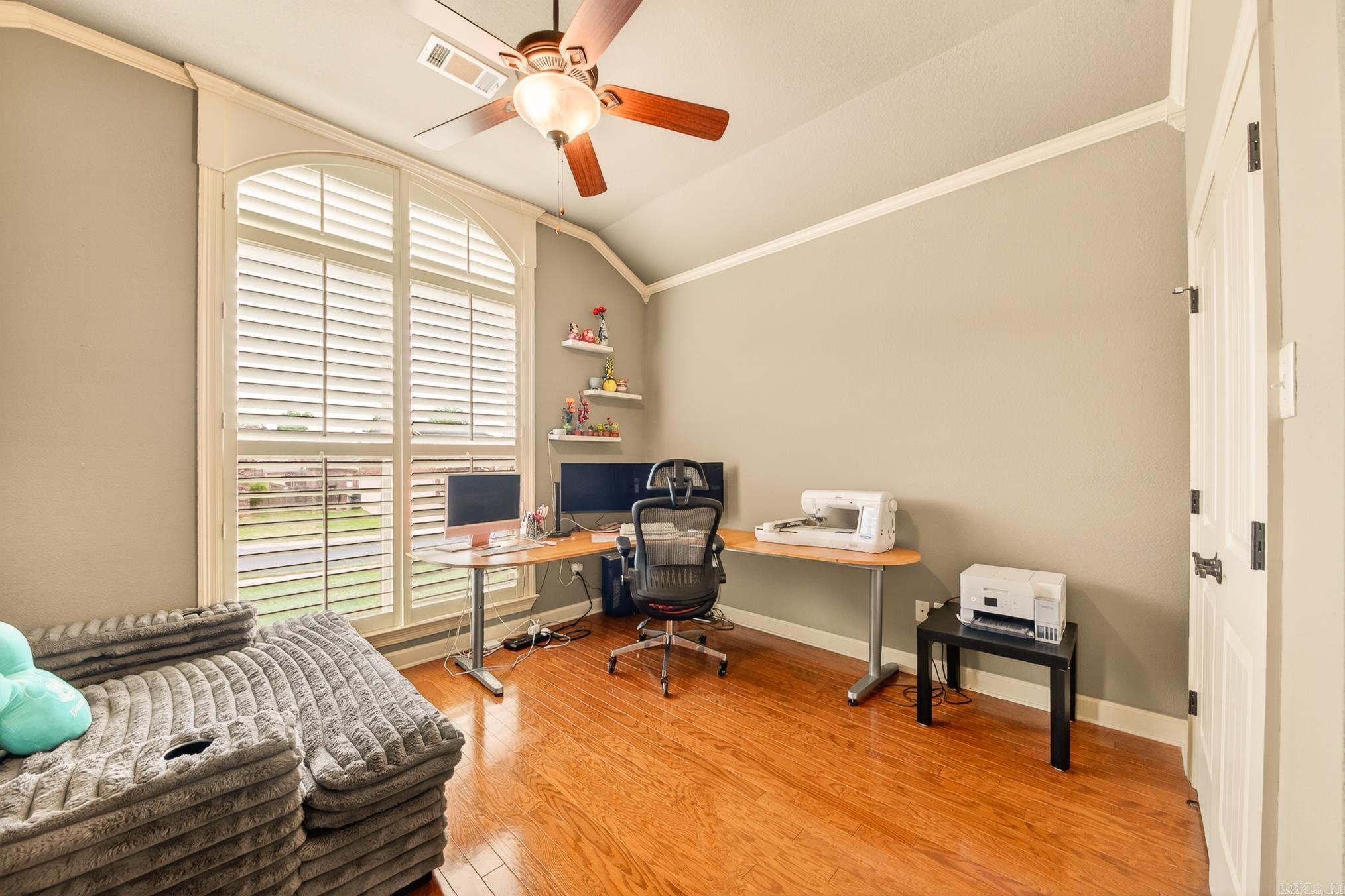 MILLERS CROSSING - Residential