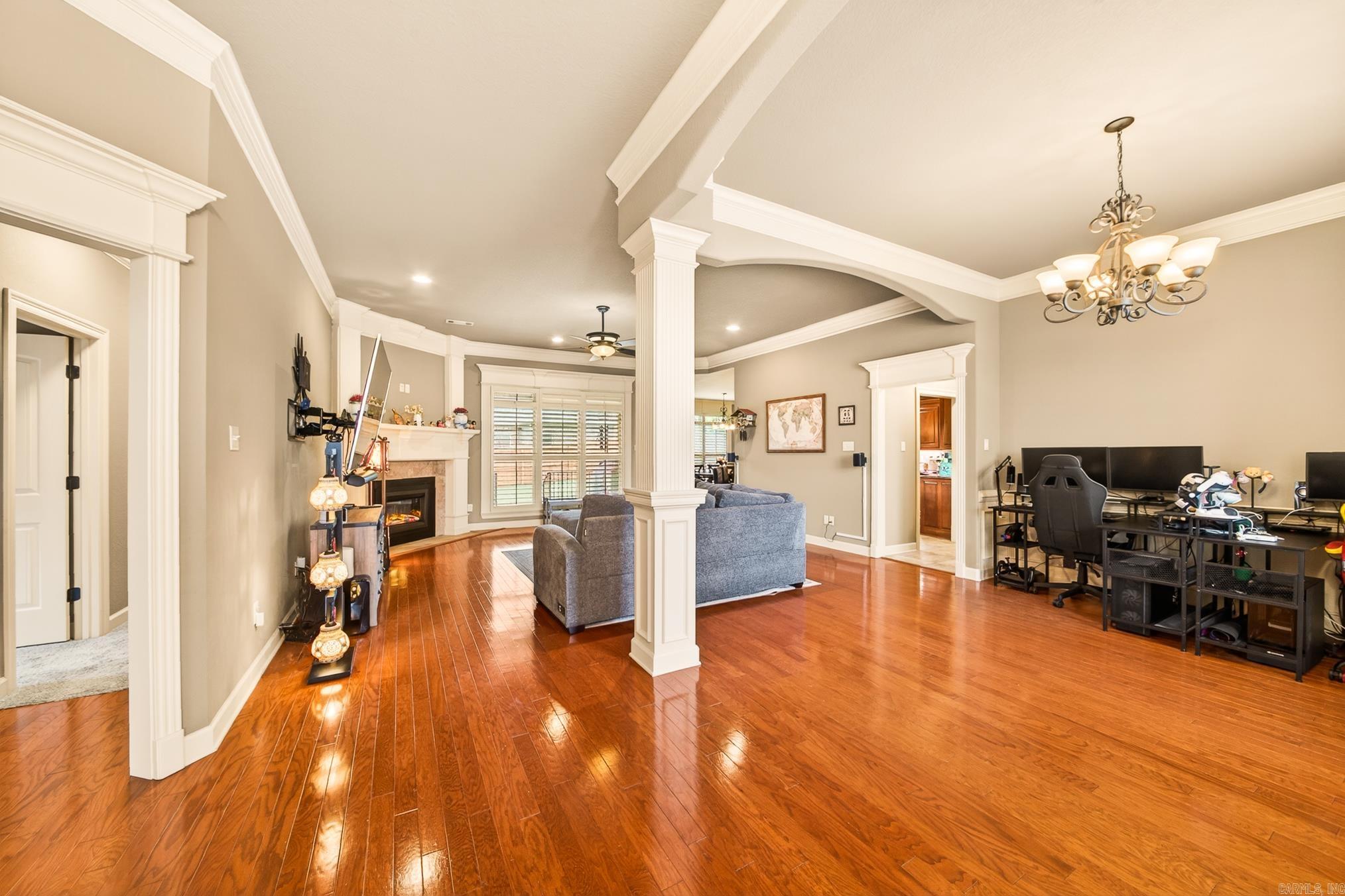 MILLERS CROSSING - Residential