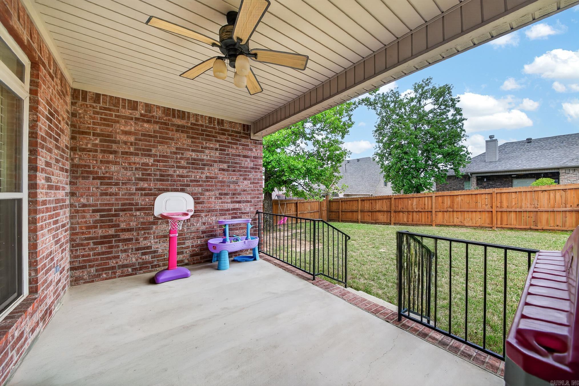 MILLERS CROSSING - Residential