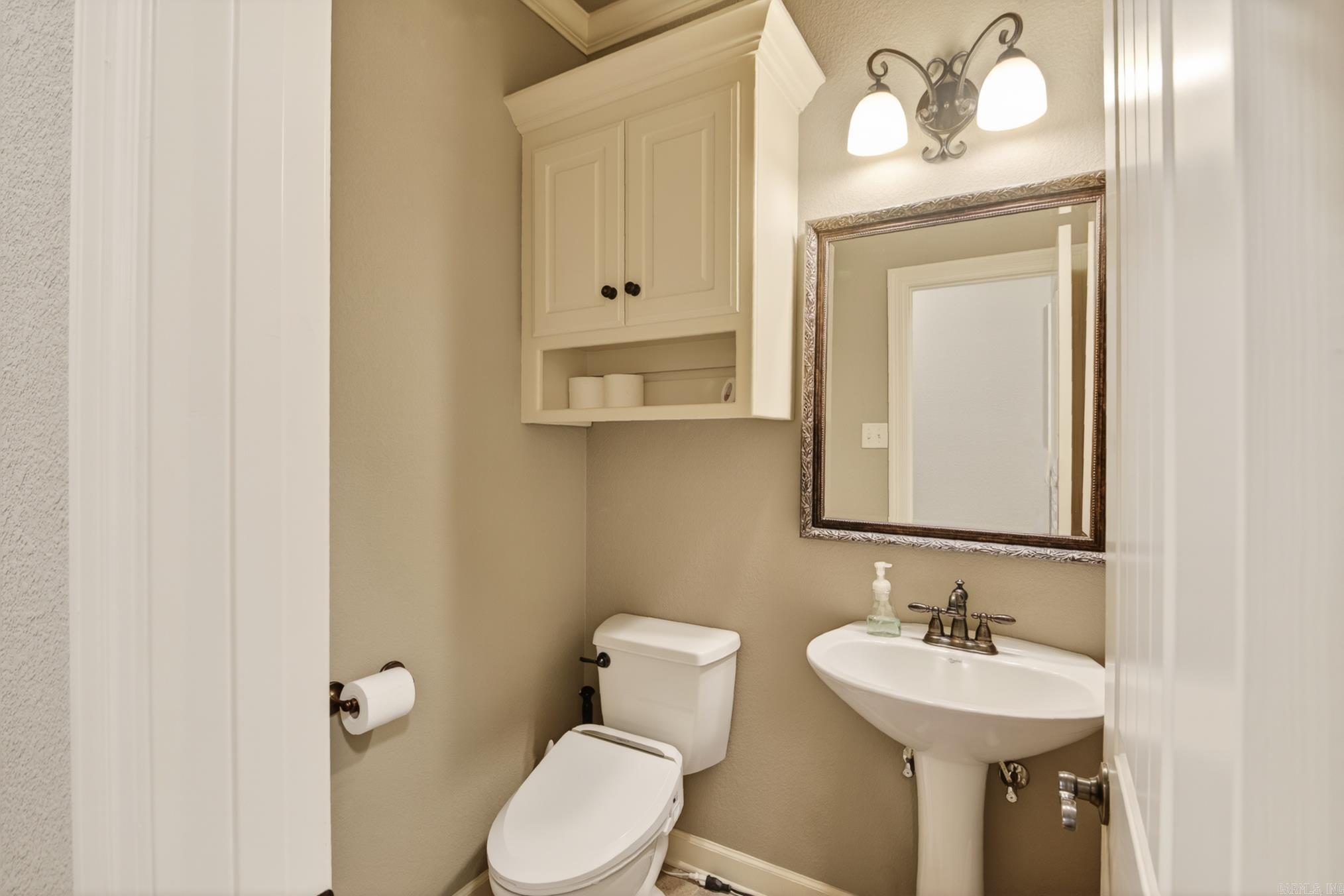 MILLERS CROSSING - Residential