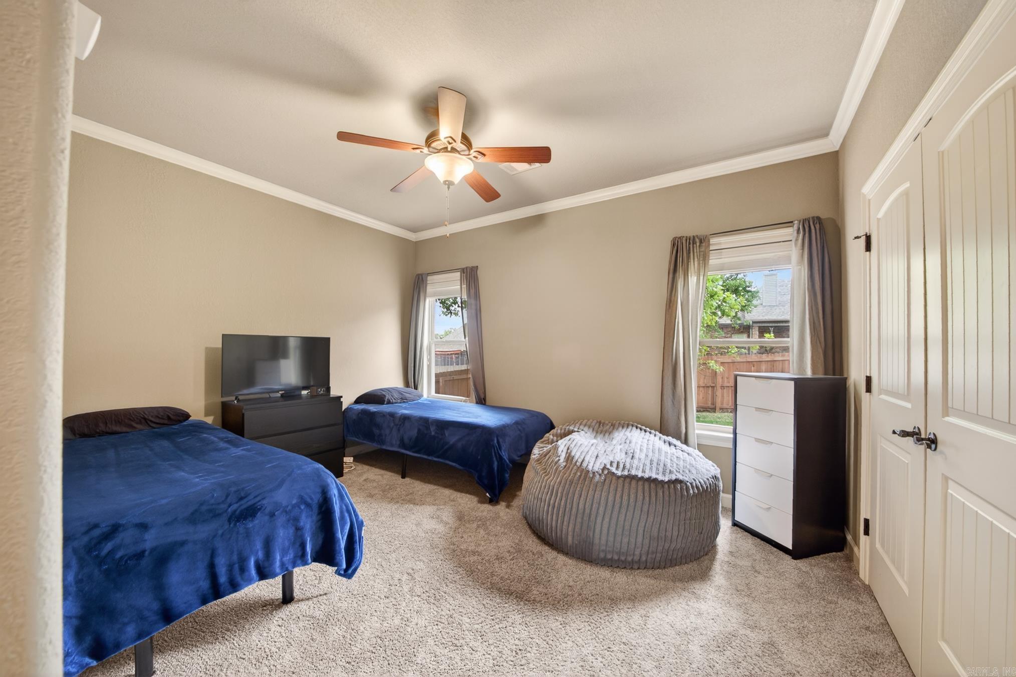 MILLERS CROSSING - Residential