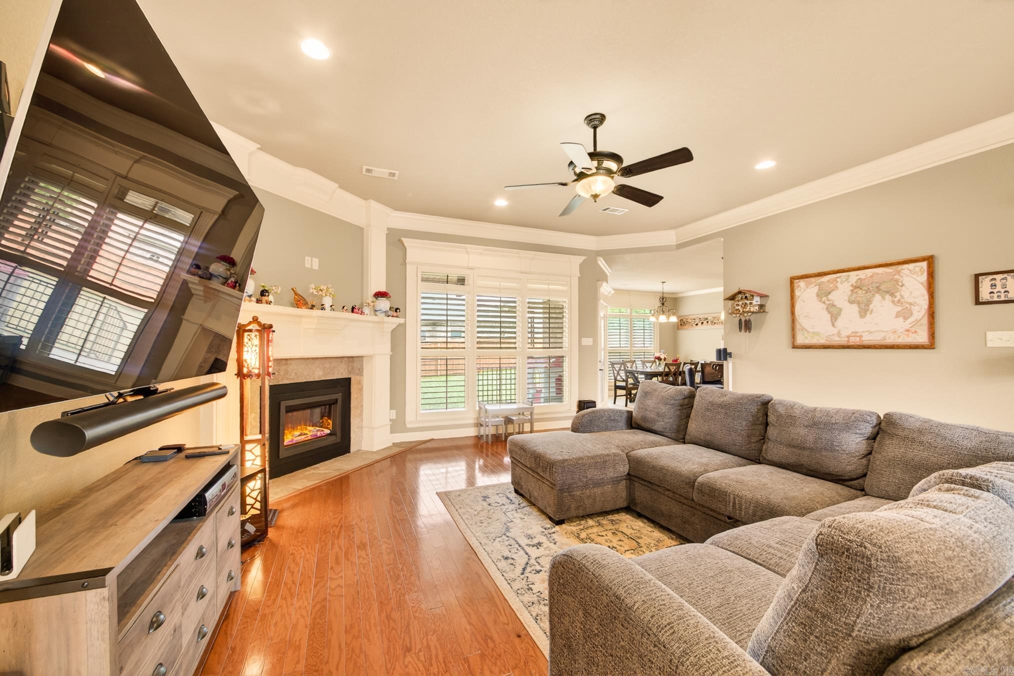 MILLERS CROSSING - Residential