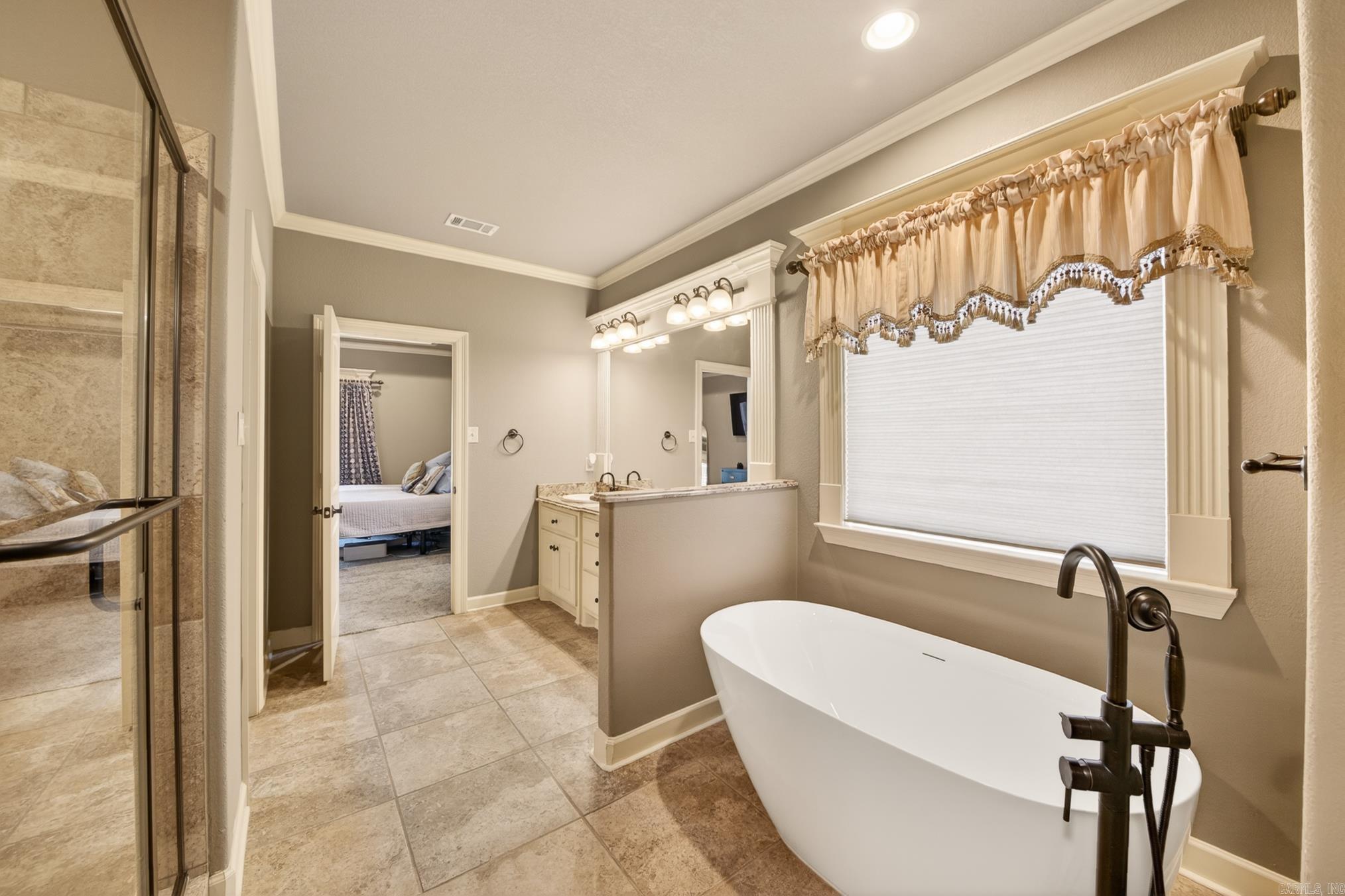 MILLERS CROSSING - Residential