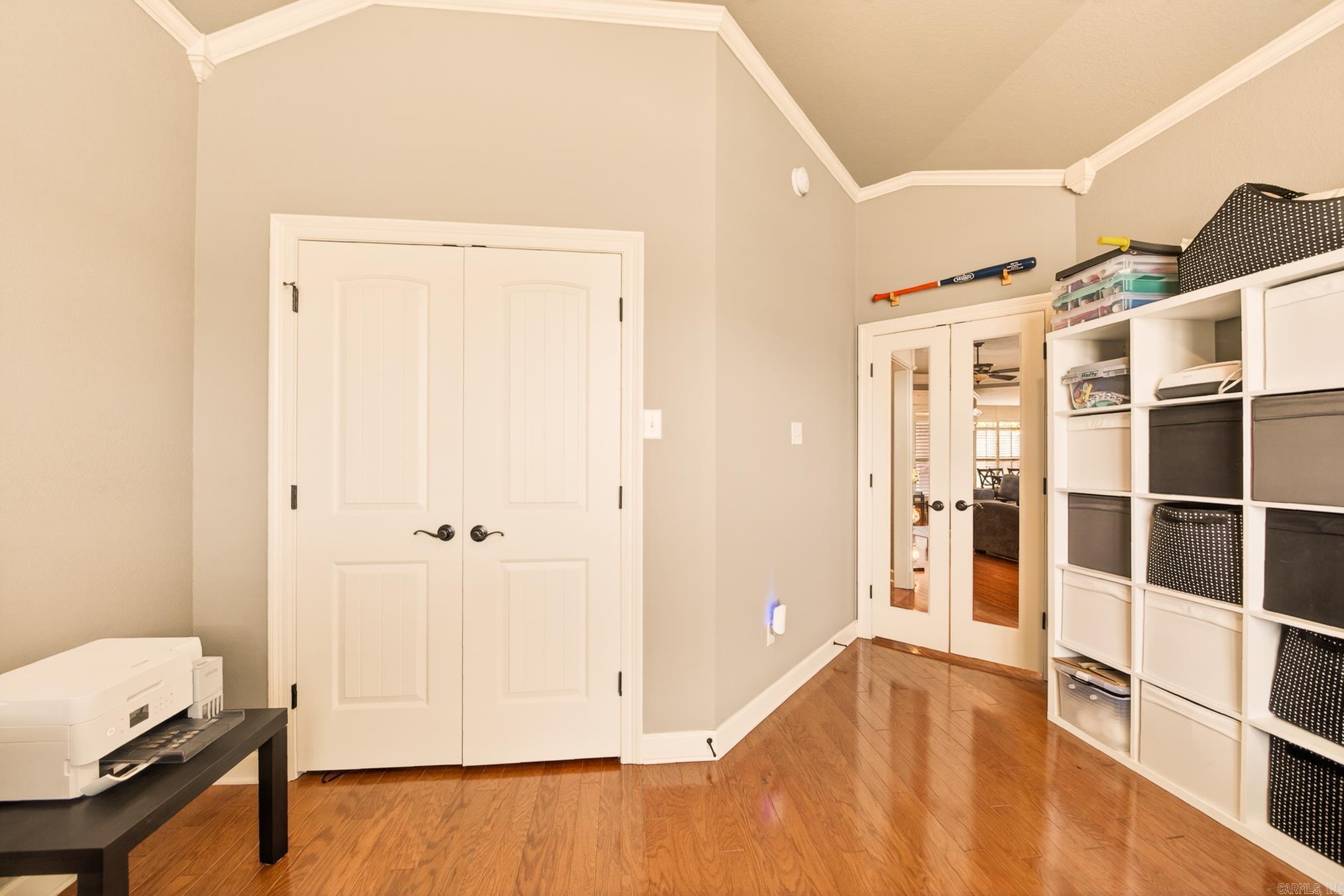 MILLERS CROSSING - Residential