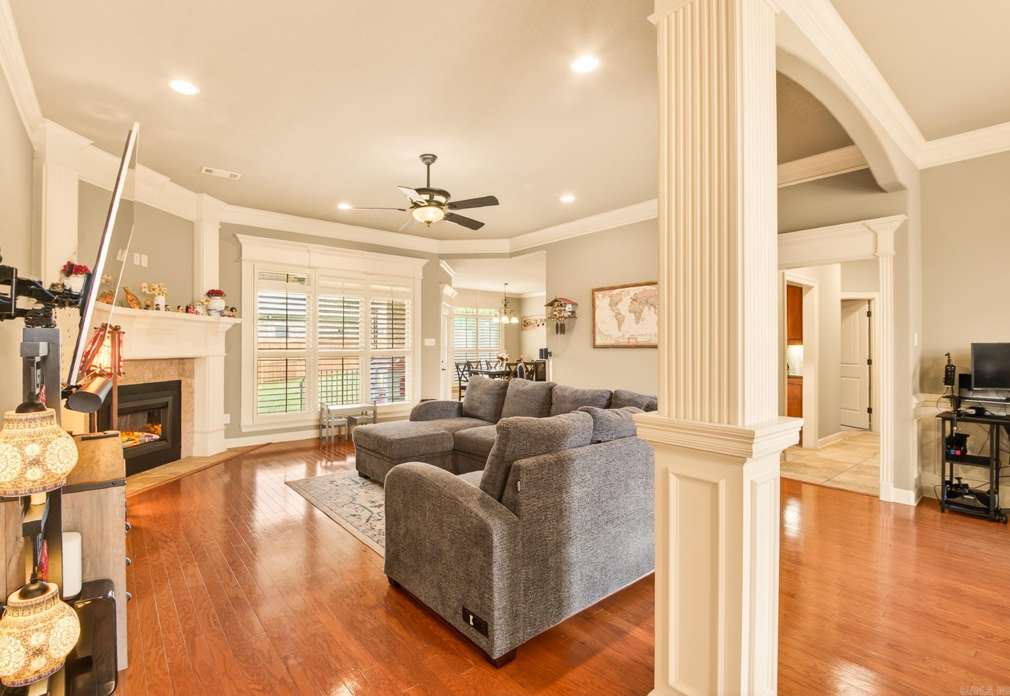 MILLERS CROSSING - Residential