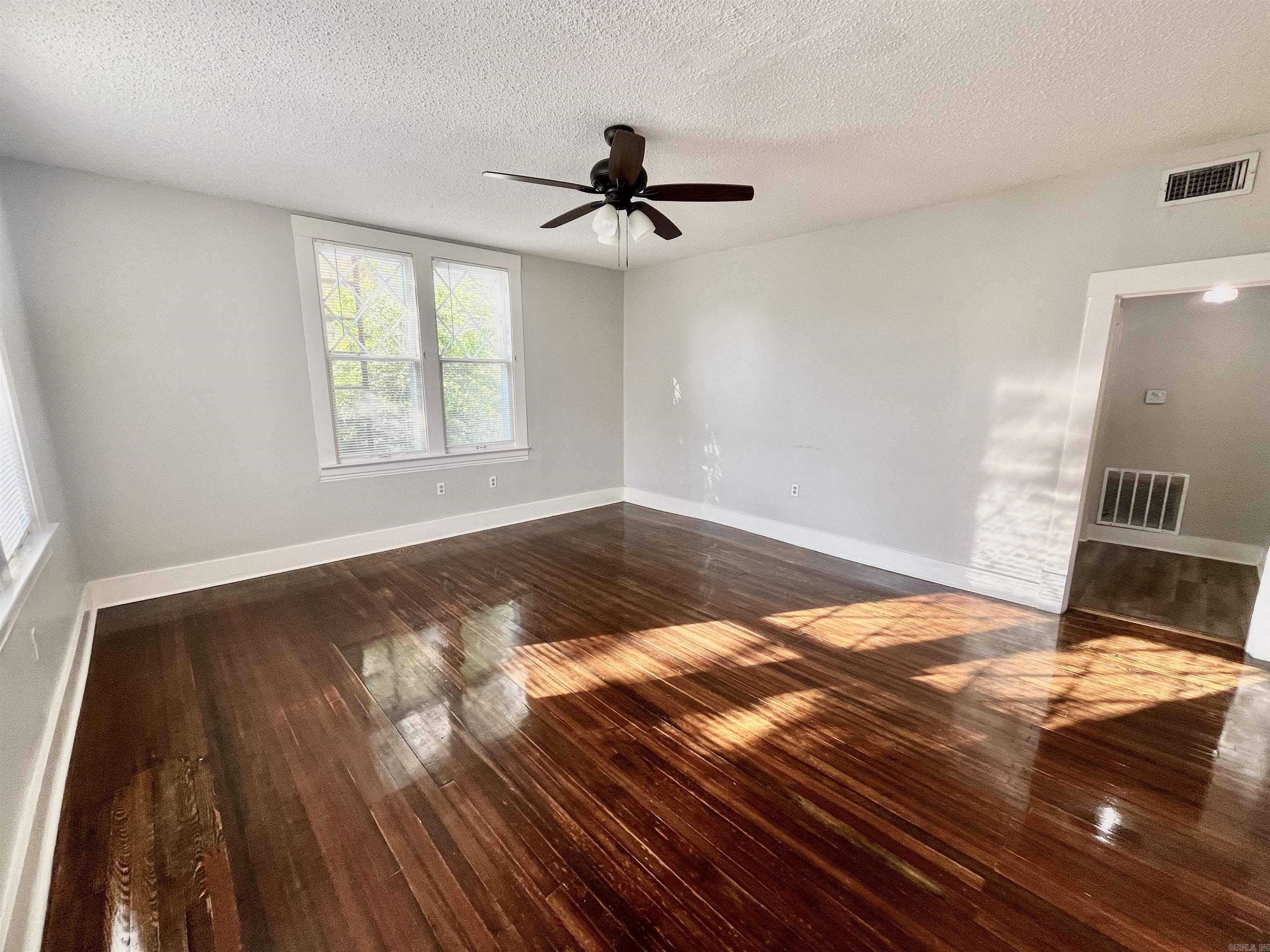 Hill Crest - Residential Lease