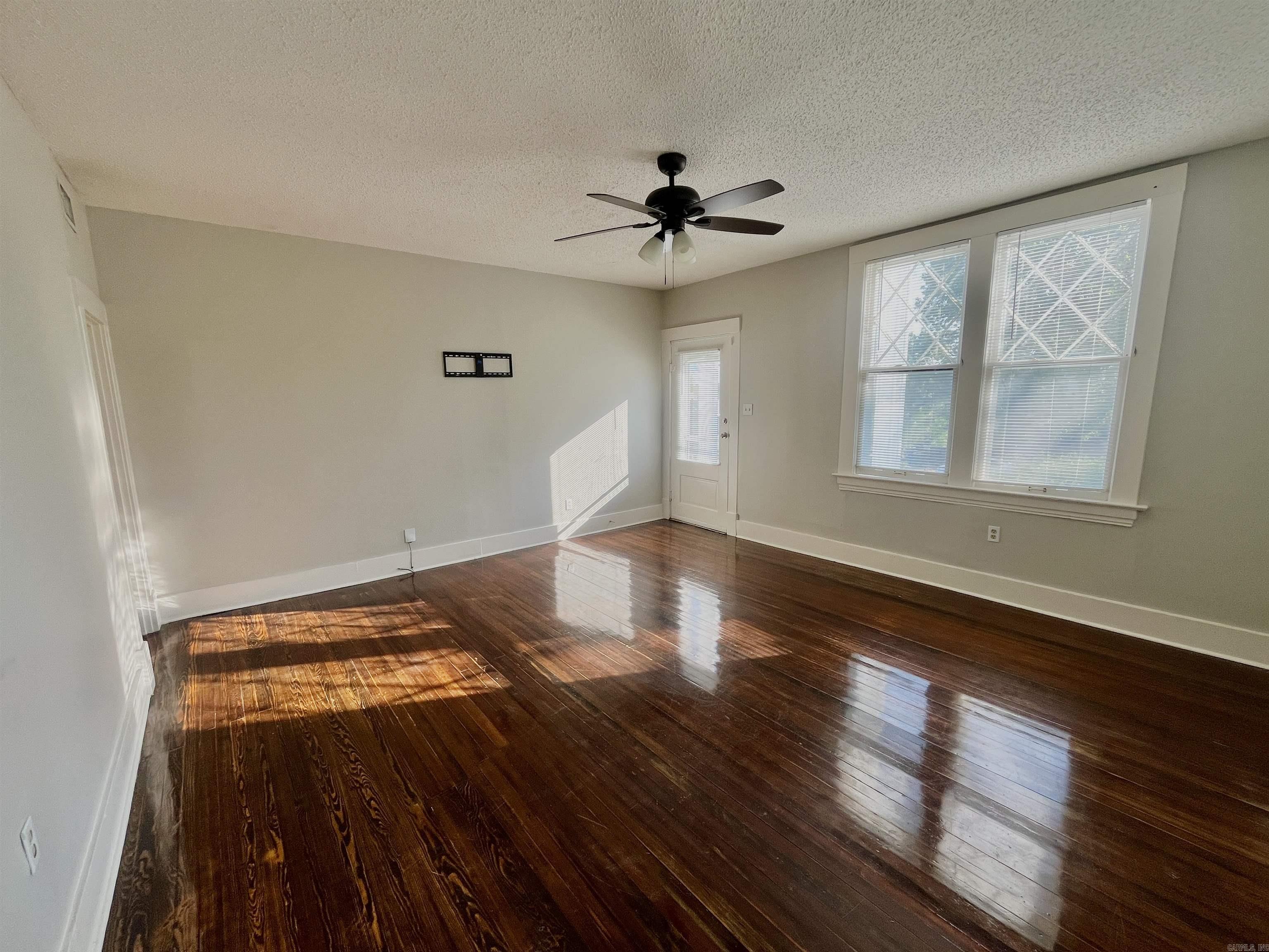 Hill Crest - Residential Lease