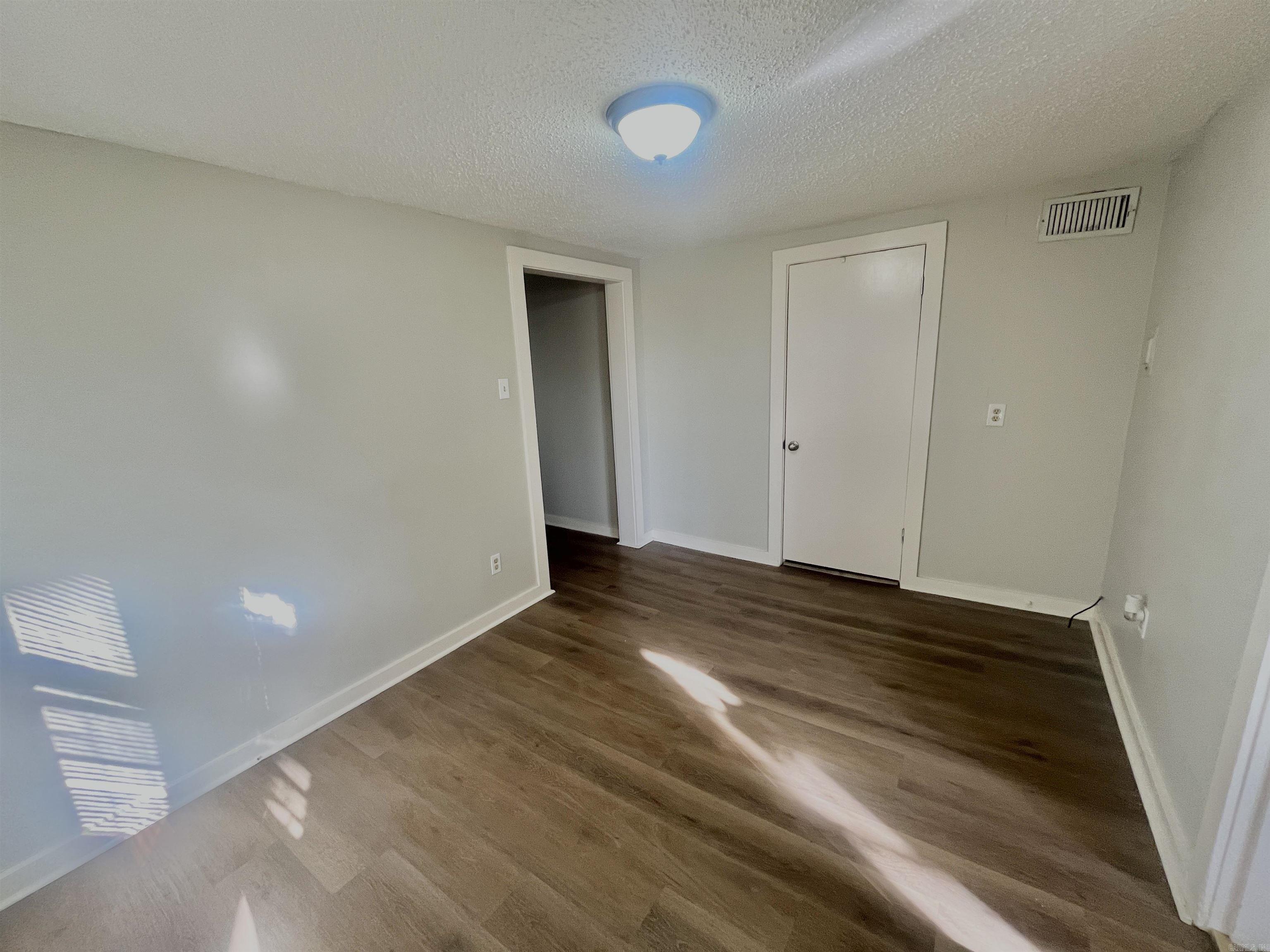 Hill Crest - Residential Lease