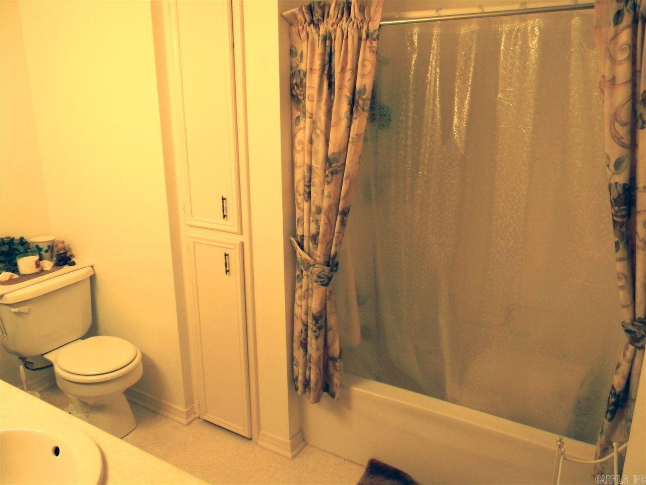 Oak Creek - Residential